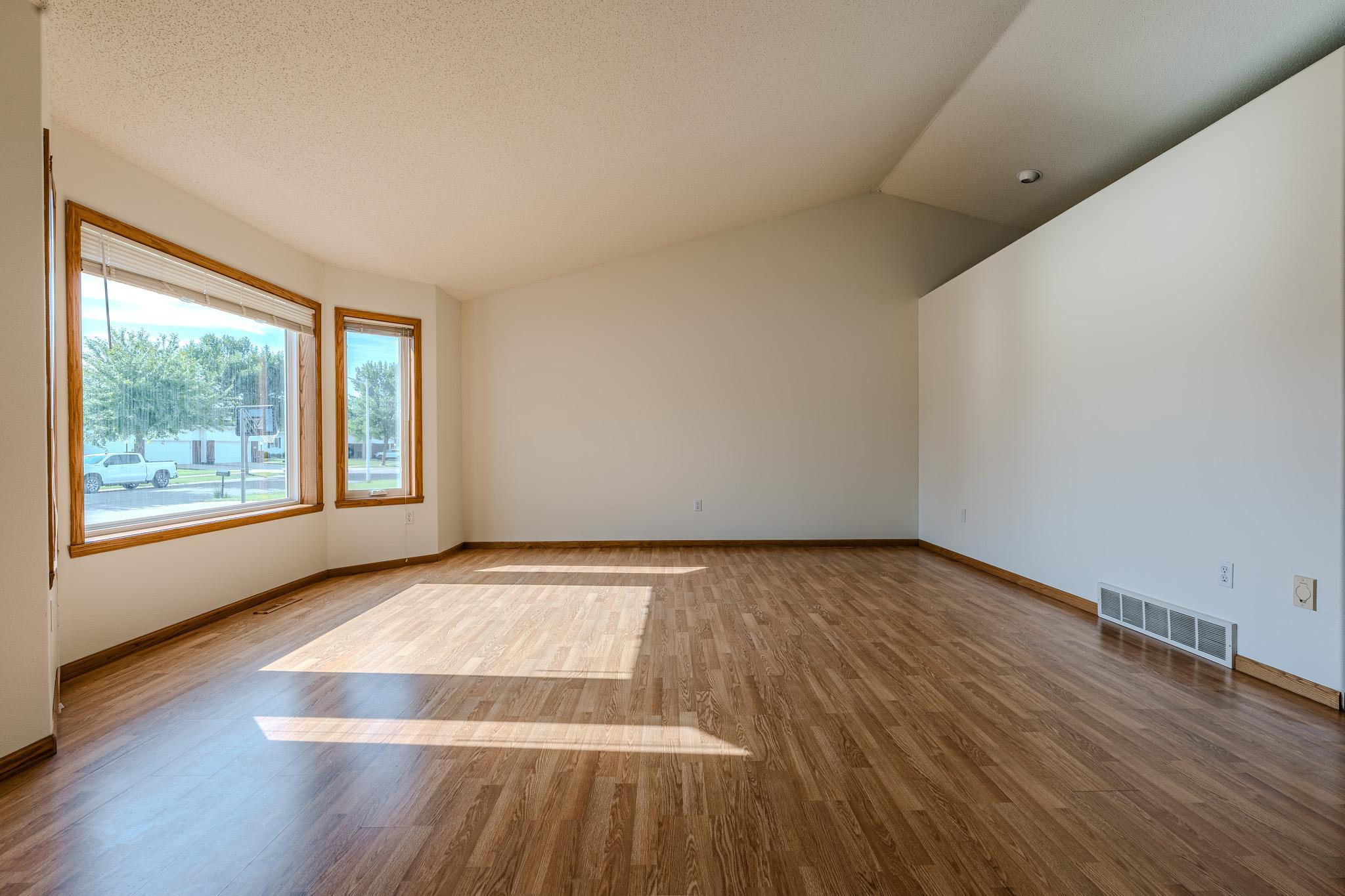 3317 Westmoor Drive Property Photo 16