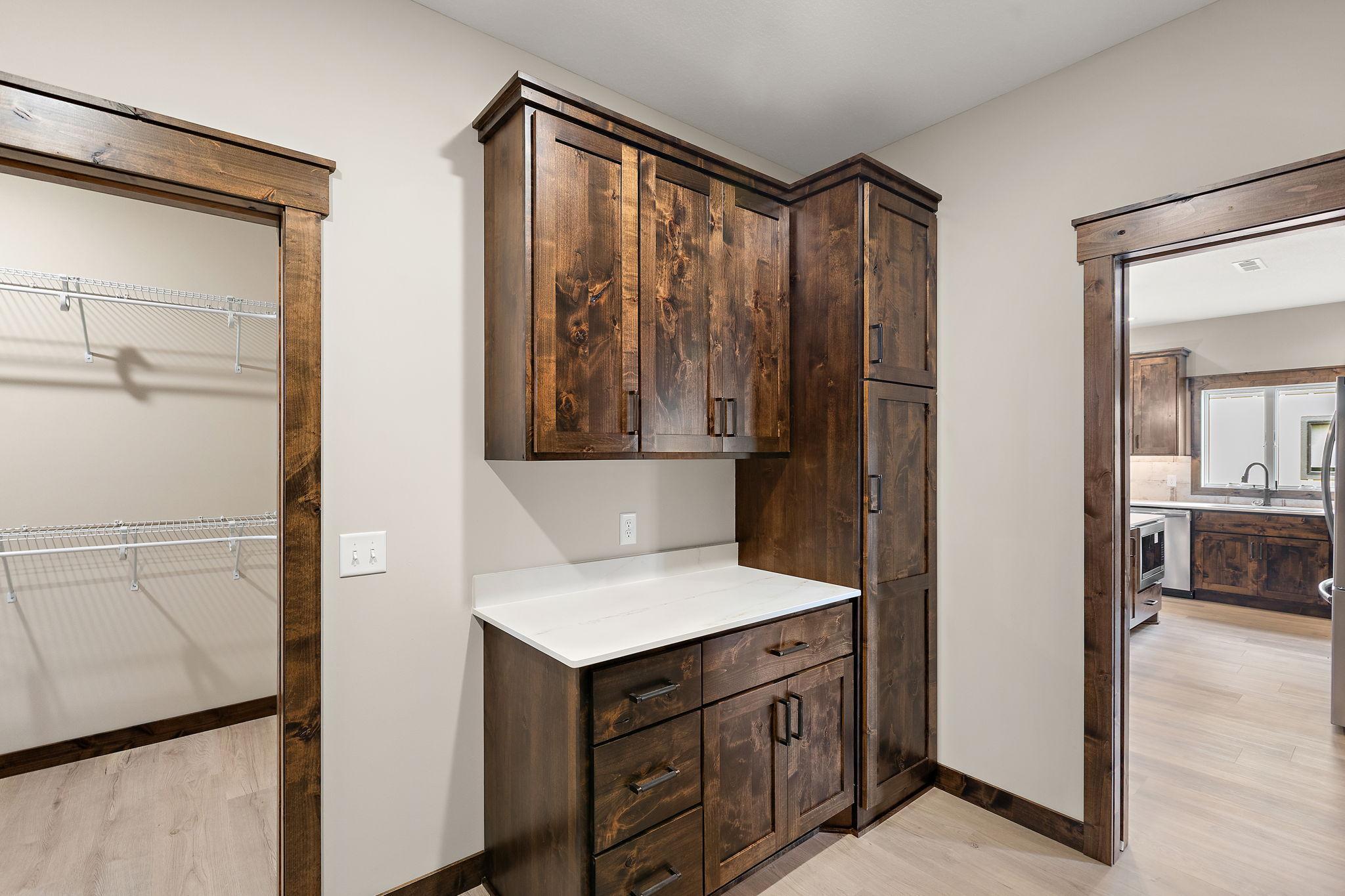 1043 Legend Lane Property Photo 16
