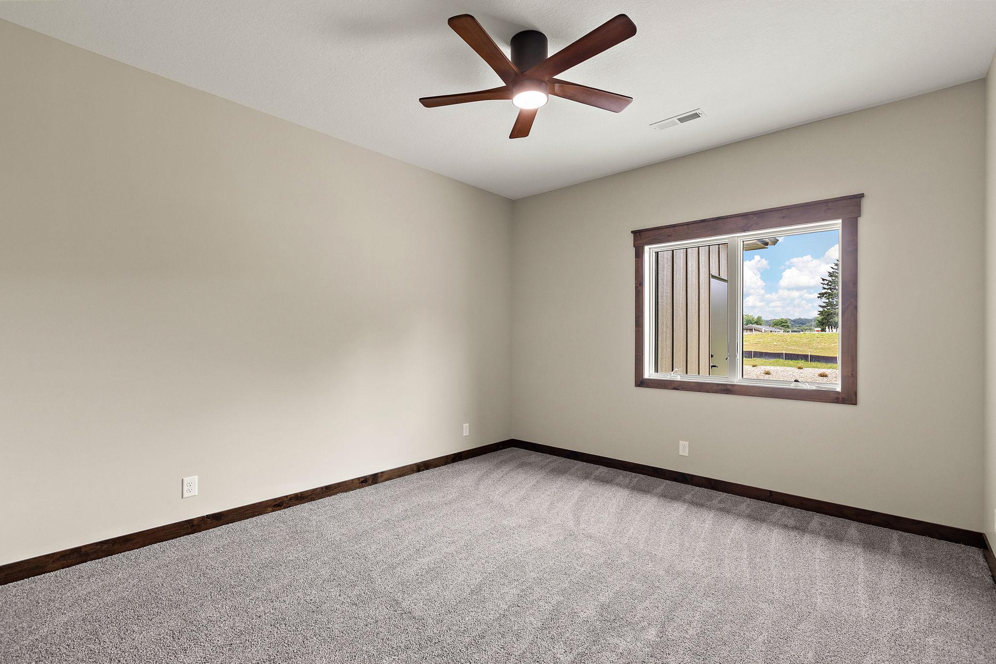 1043 Legend Lane Property Photo 25