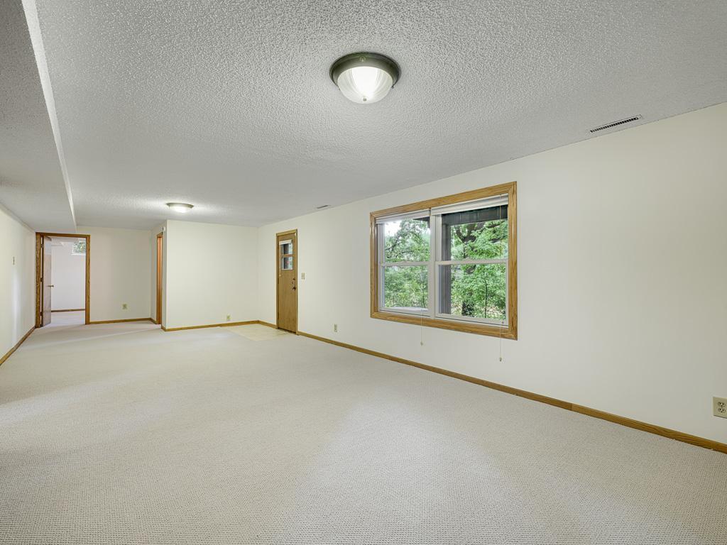 2507 Burnham Road Property Photo 22