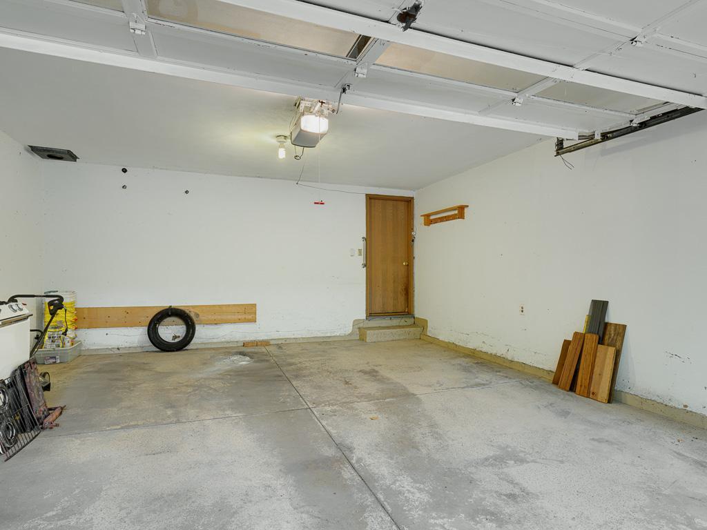 2507 Burnham Road Property Photo 32