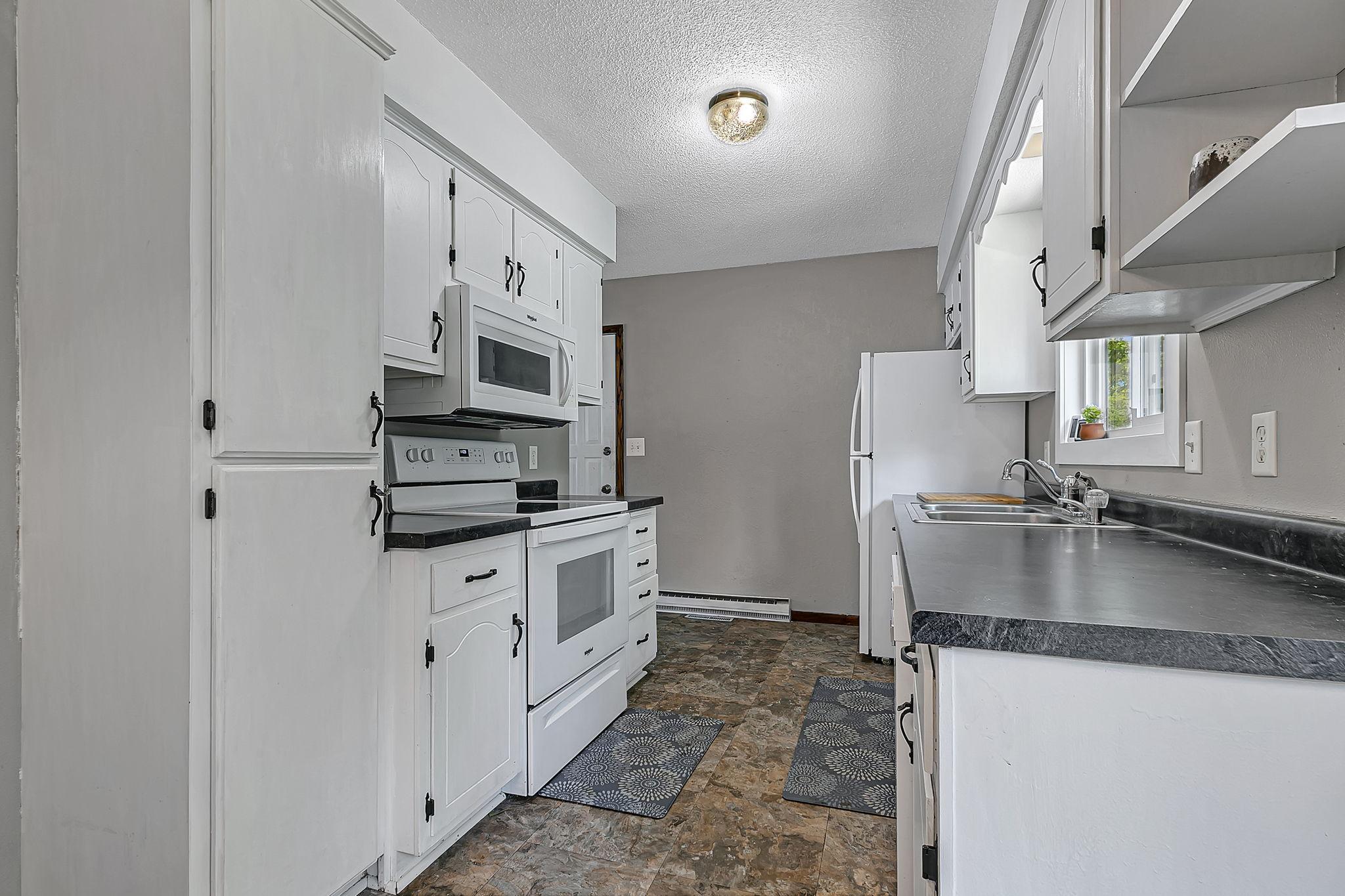 1111 2nd Street S Property Photo 10