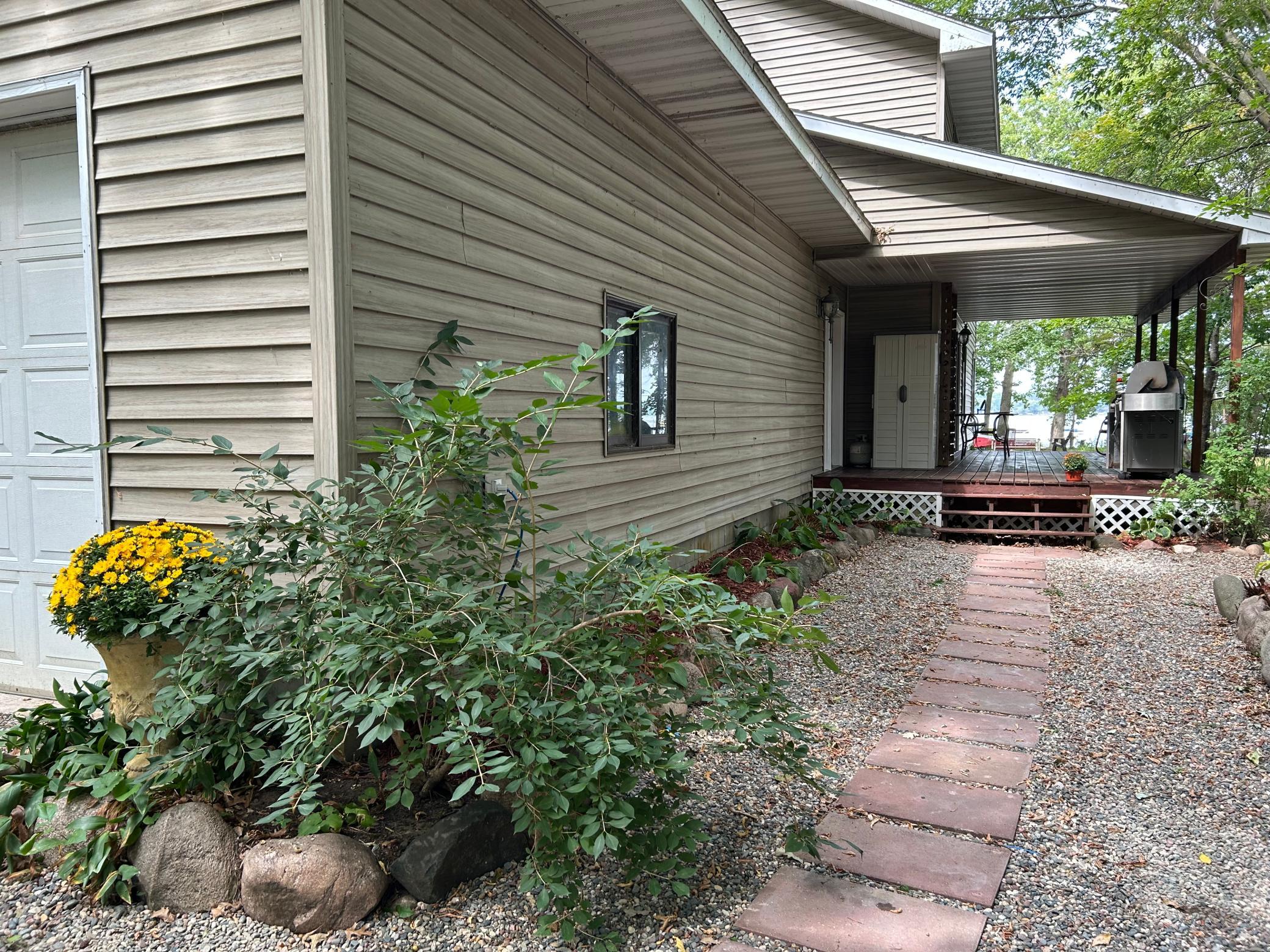 14438 Cedarleaf Point Road Property Photo 2