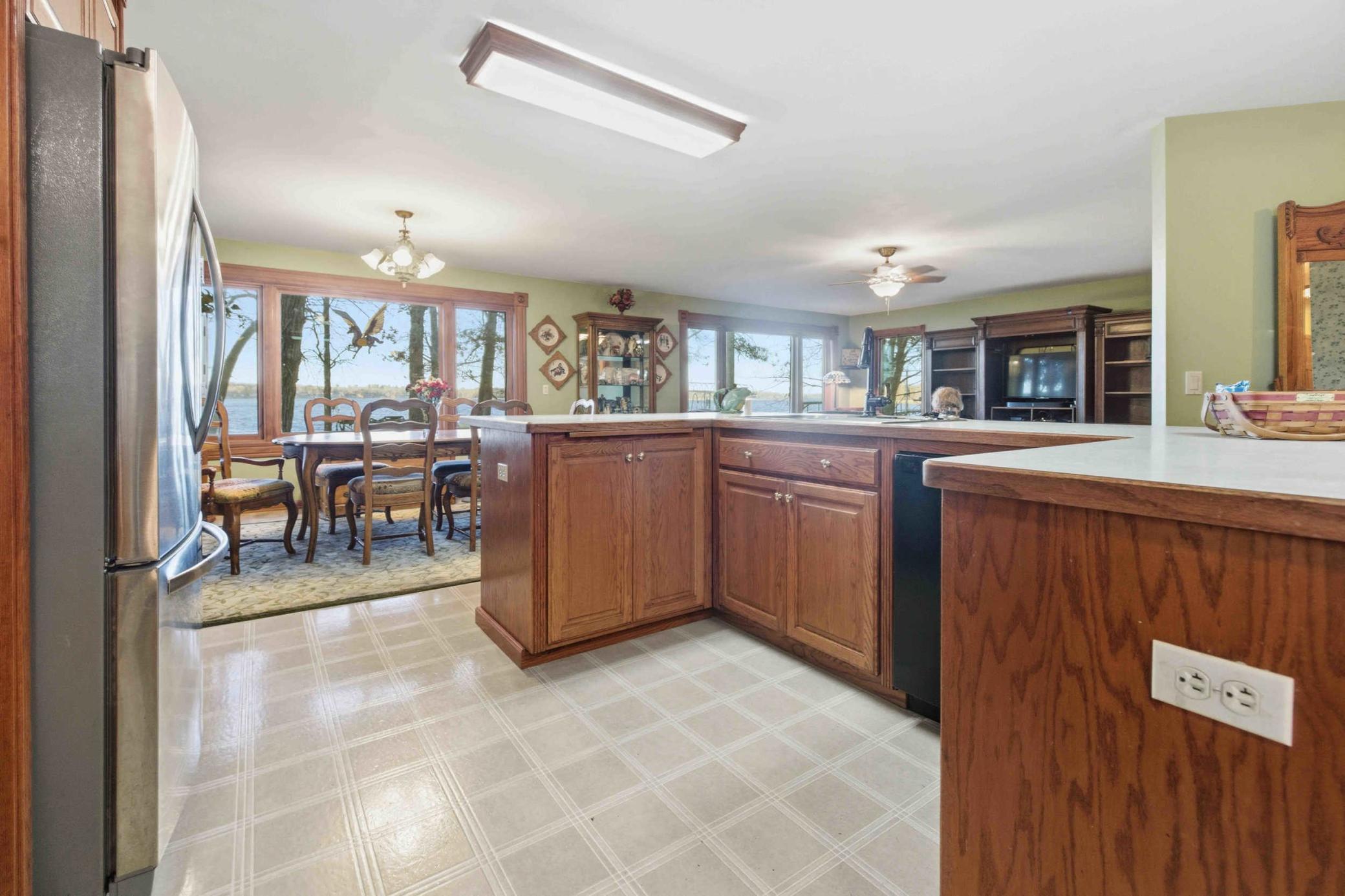 14438 Cedarleaf Point Road Property Photo 12