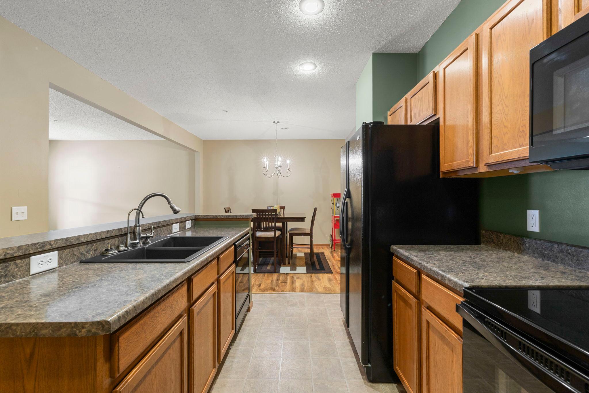 1646 White Pine Way B Property Photo 19