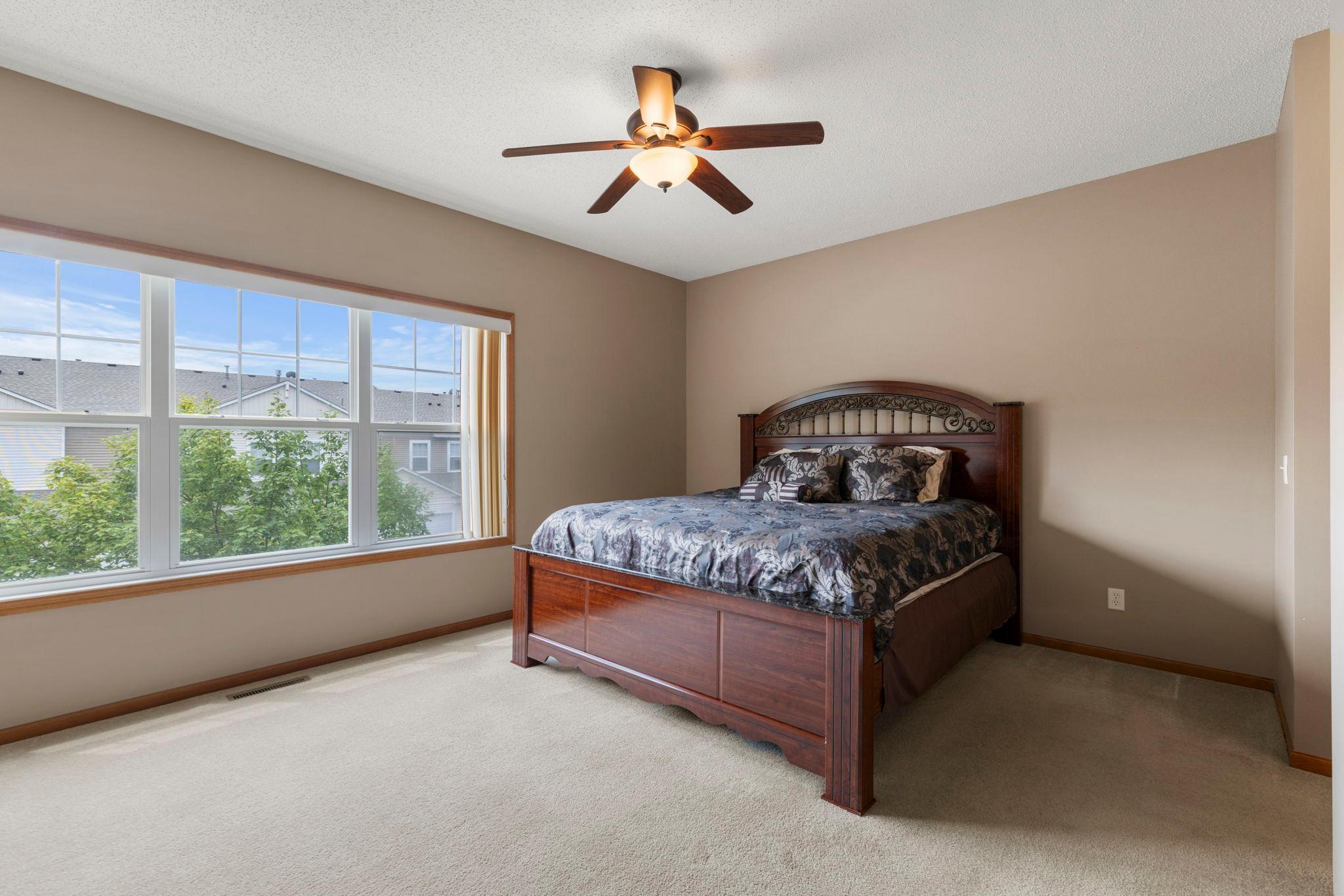 1646 White Pine Way B Property Photo 23