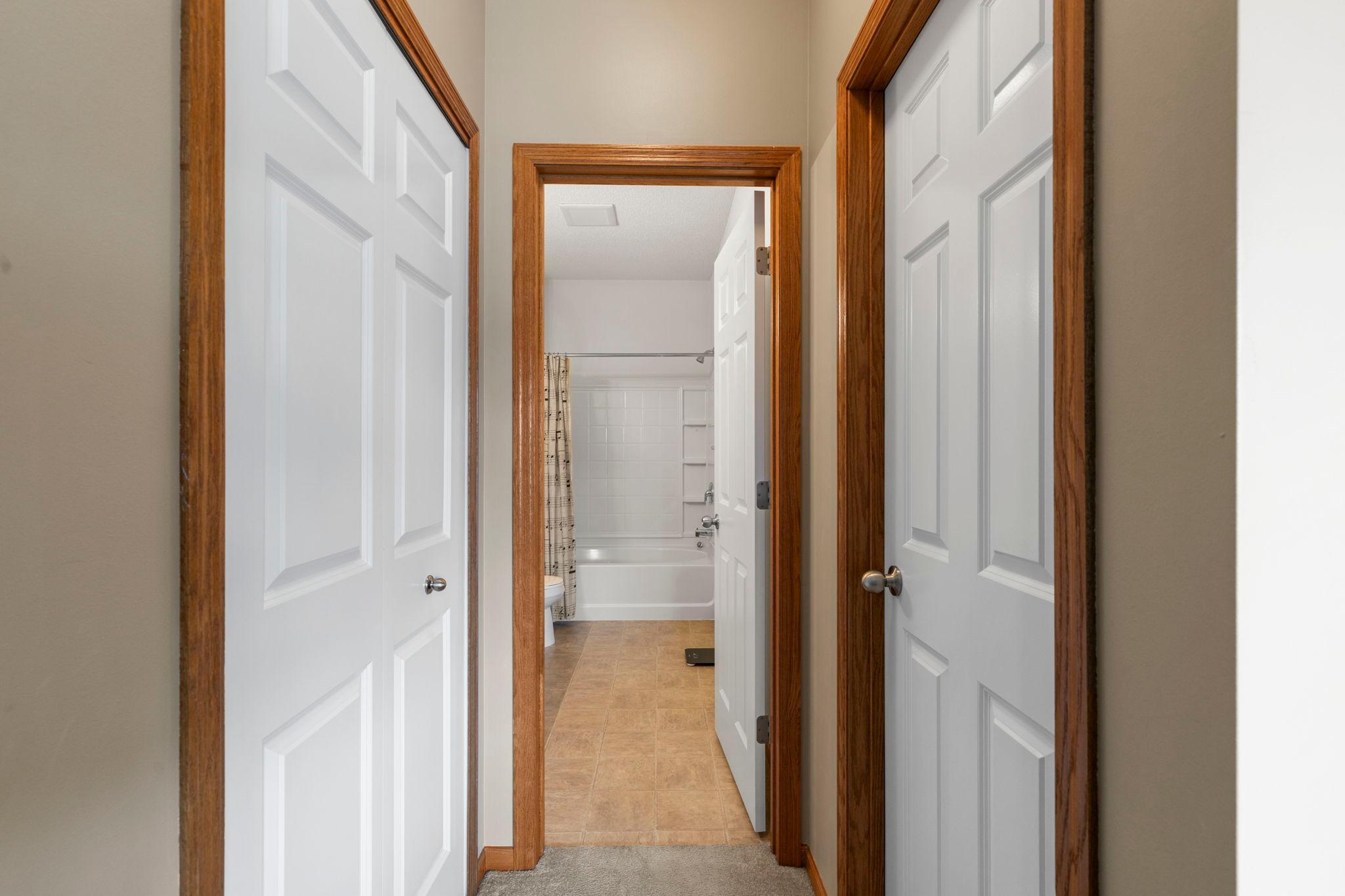 1646 White Pine Way B Property Photo 26