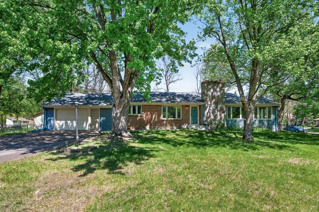 1357 County Road H2 Property Photo 1