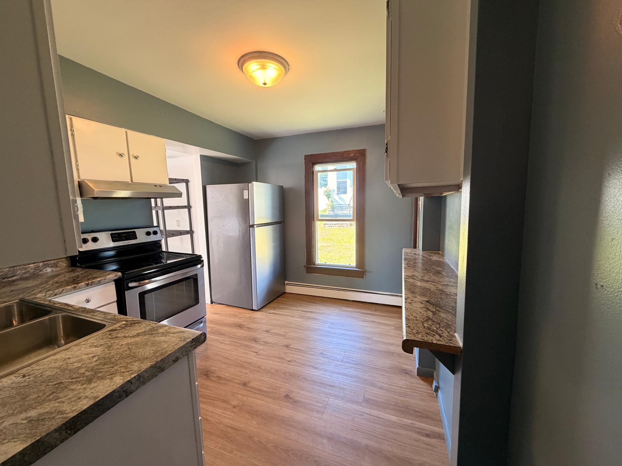 309 Pleasant Street Ne Property Photo 10