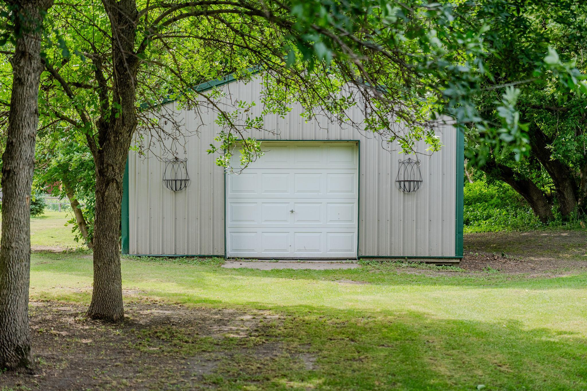6409 County Road 17 S Property Photo 54