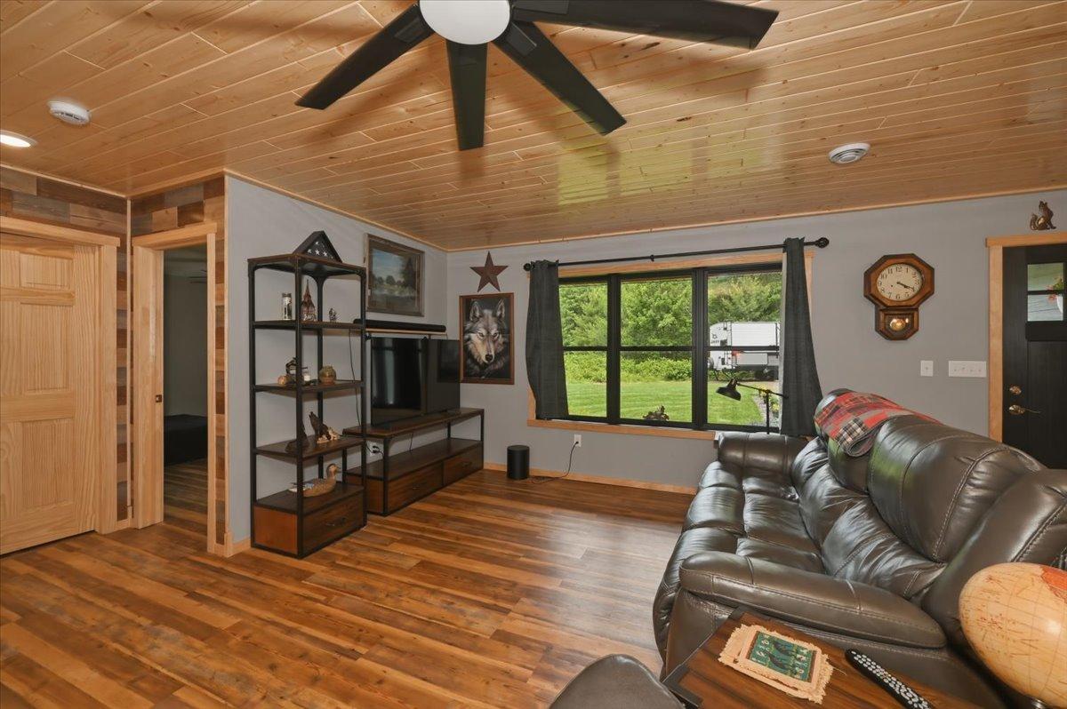 9068 E Open Gate Drive Property Photo 14