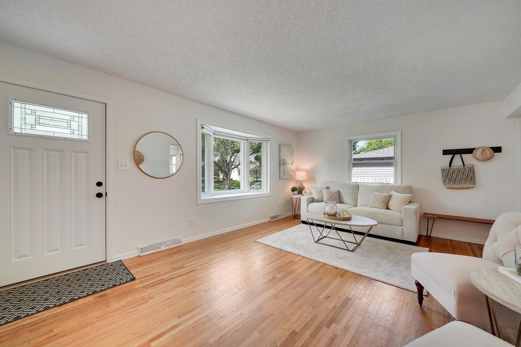 2017 Villard Avenue Property Photo 5