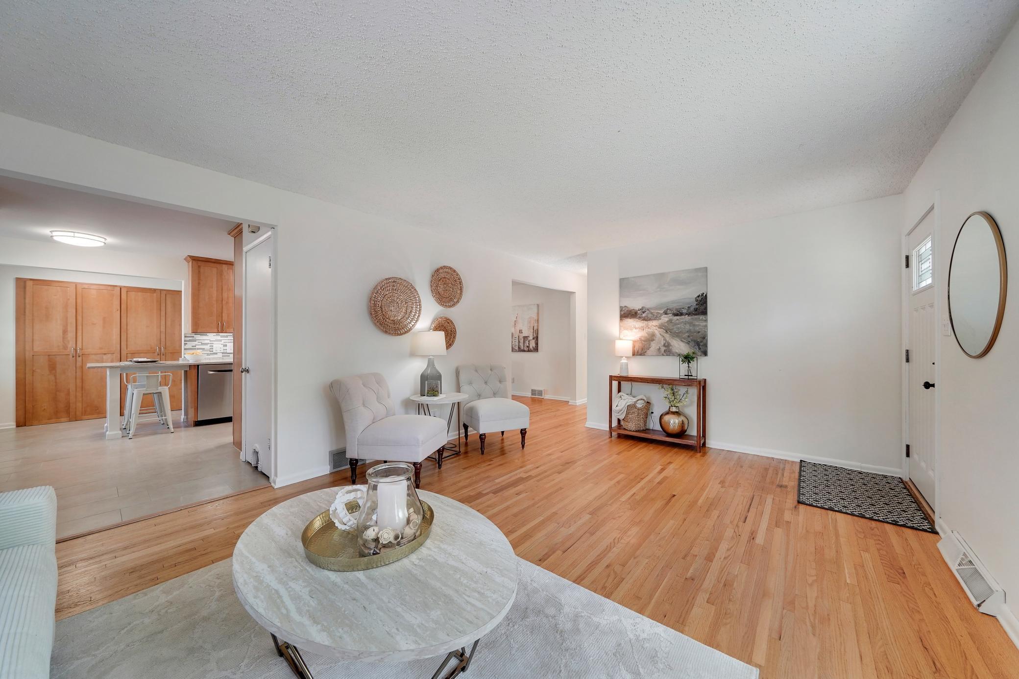 2017 Villard Avenue Property Photo 7
