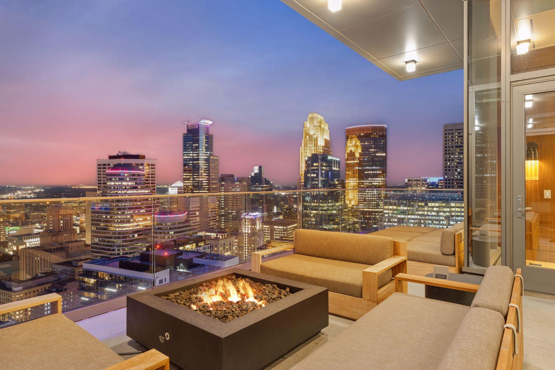 255 Hennepin Avenue 3505 Property Photo 3