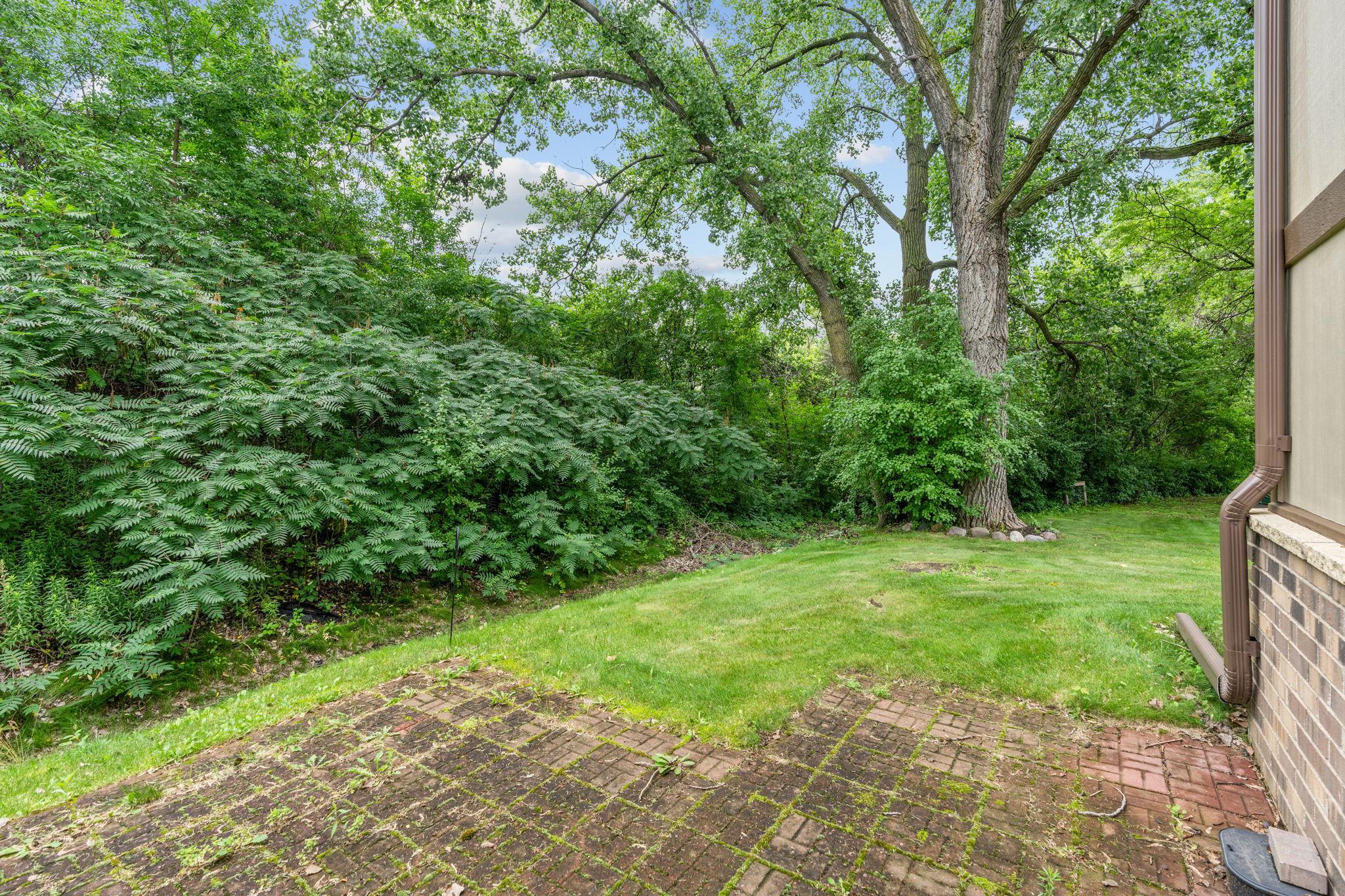 7792 Yucca Lane N Property Photo 28