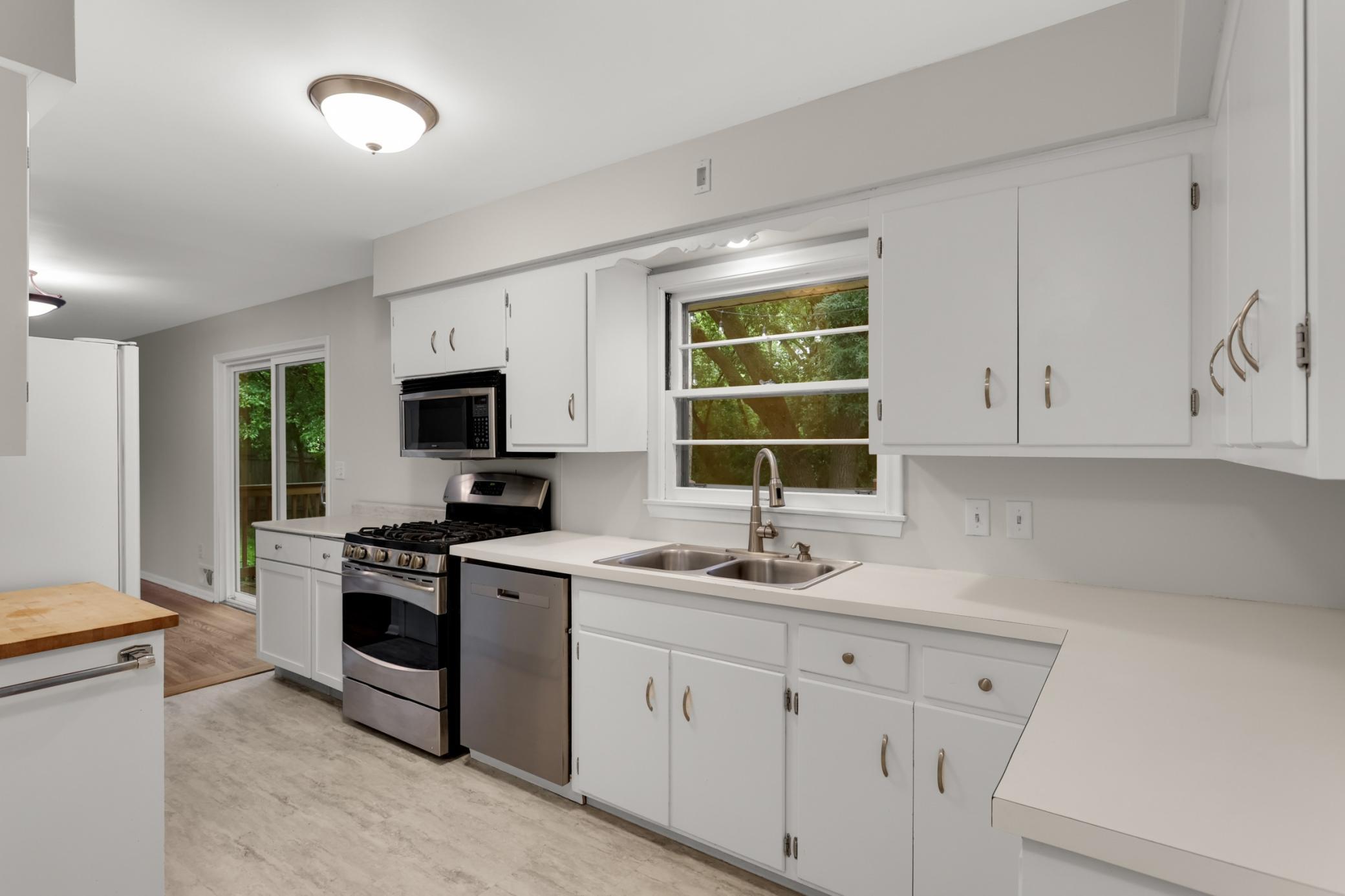 3929 Williston Road Property Photo 14