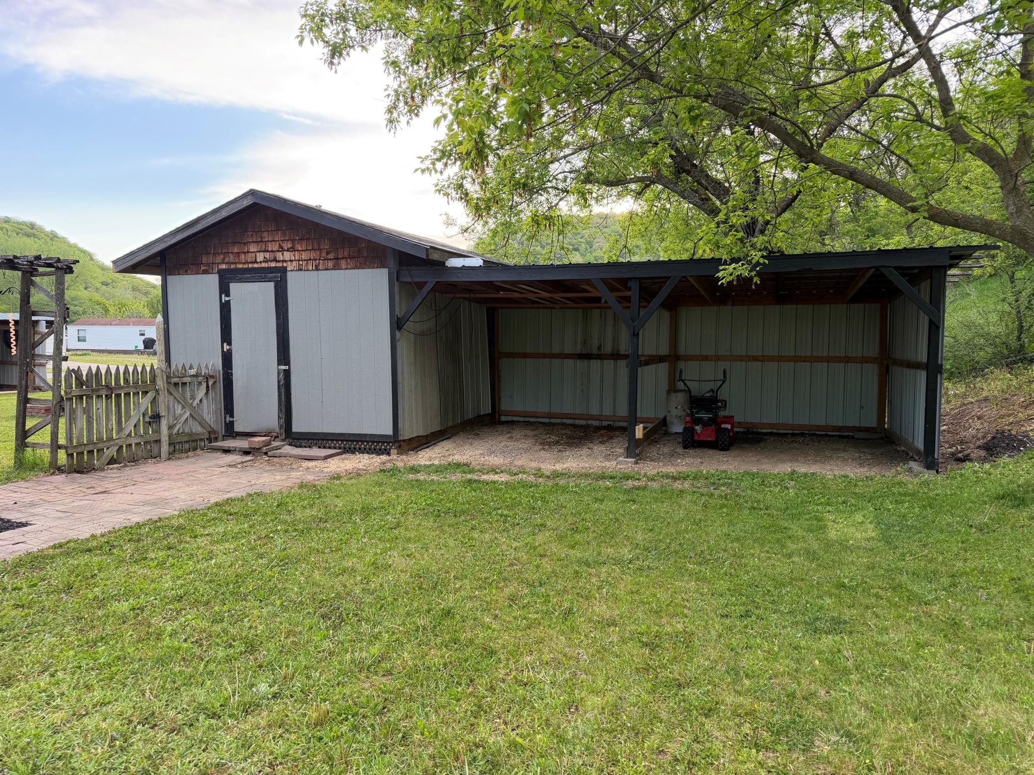 13c Hickory Lane Property Photo 18