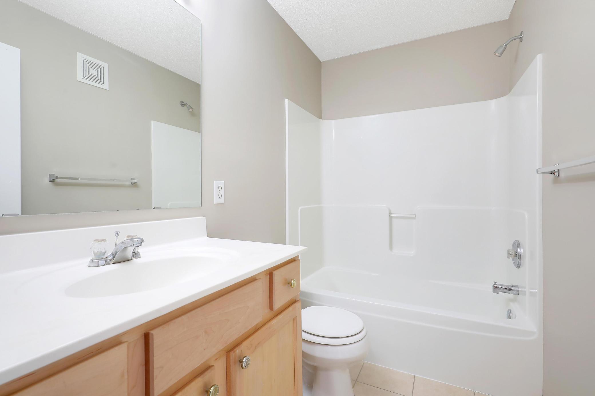 15564 Lilac Drive Property Photo 15