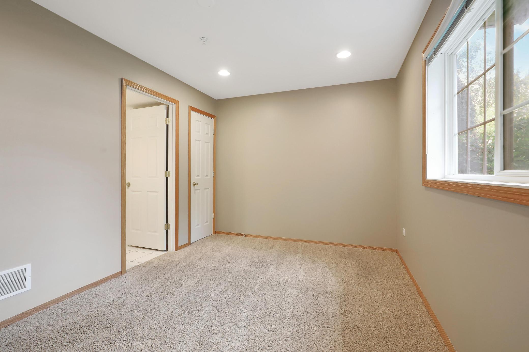 15564 Lilac Drive Property Photo 24