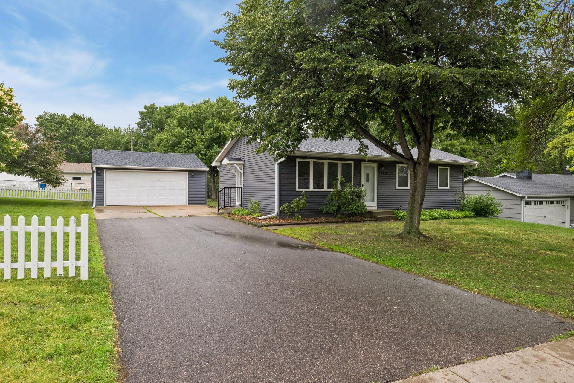 3609 Rolling View Drive Property Photo 2
