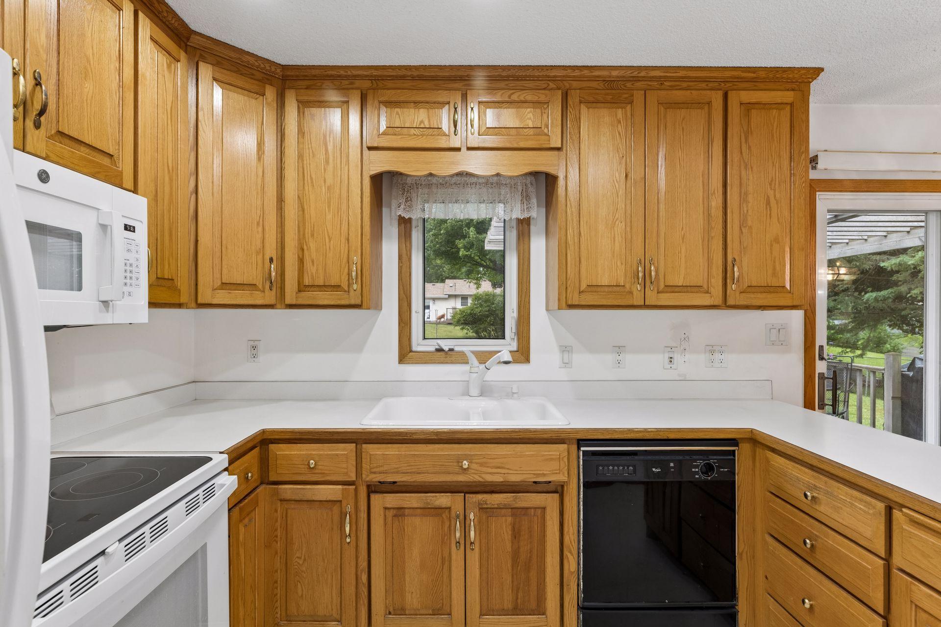 3609 Rolling View Drive Property Photo 14