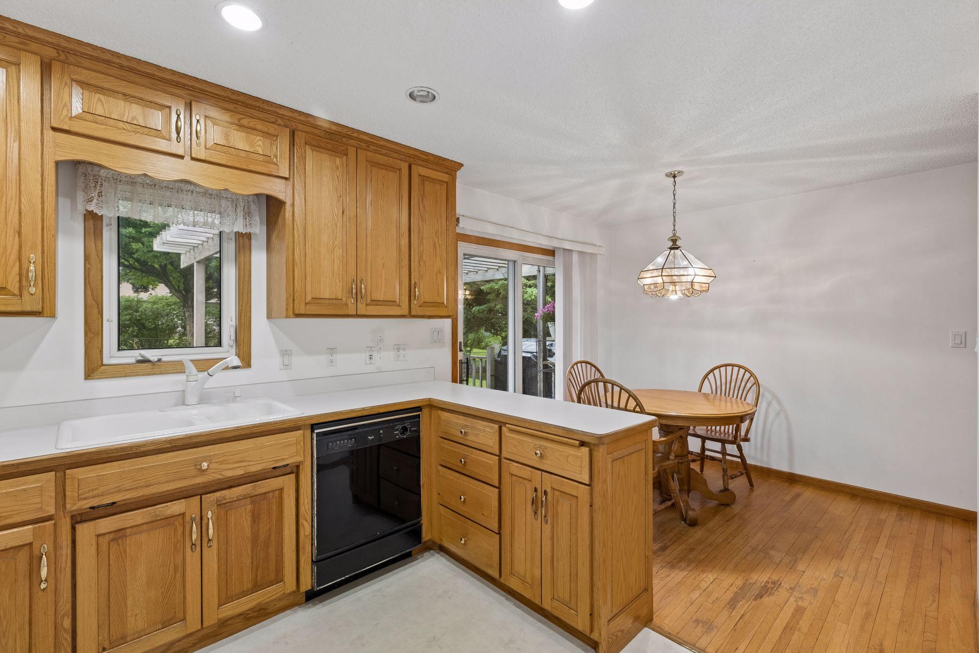 3609 Rolling View Drive Property Photo 15