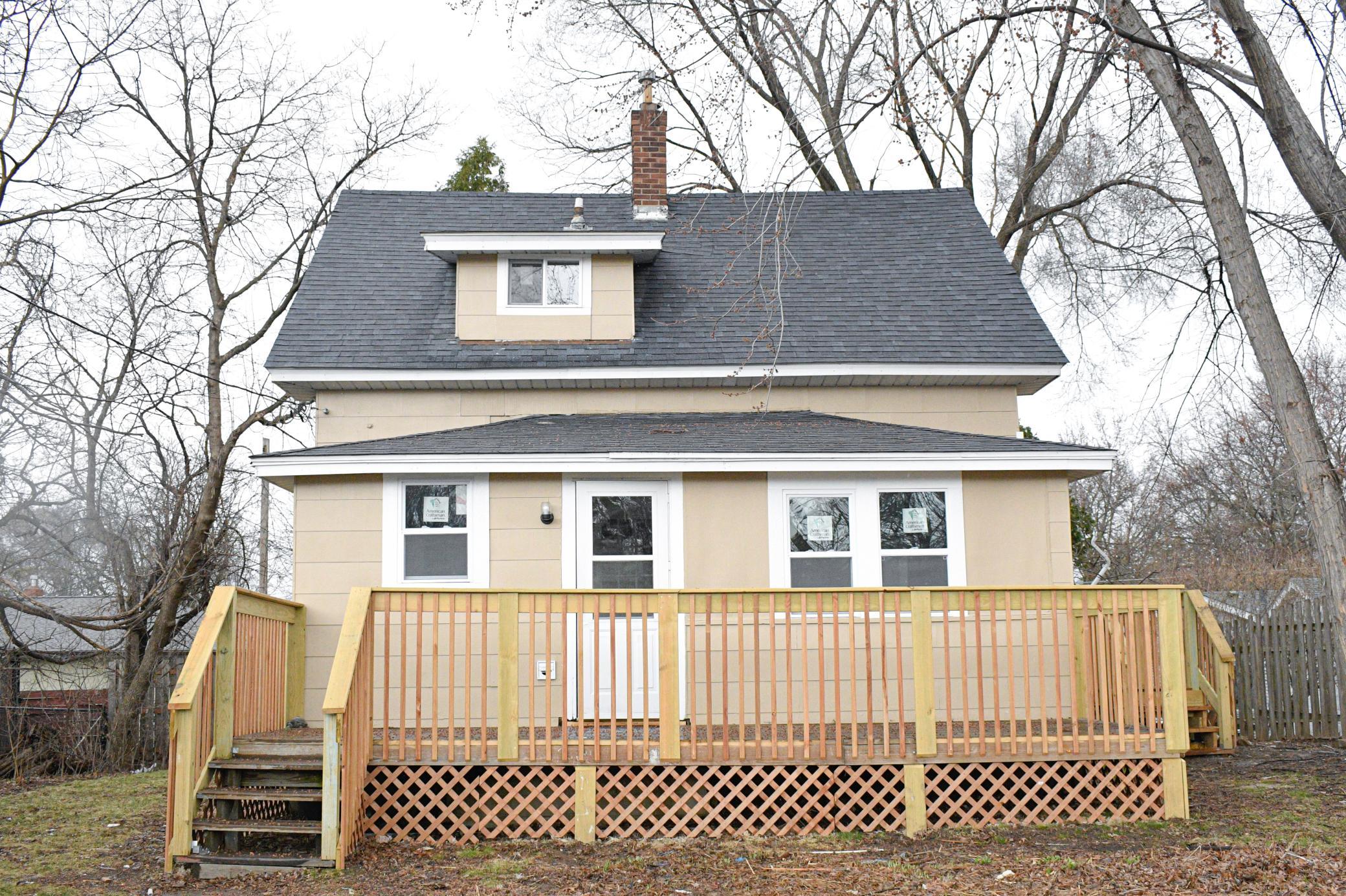 1603 Hudson Road Property Photo 1