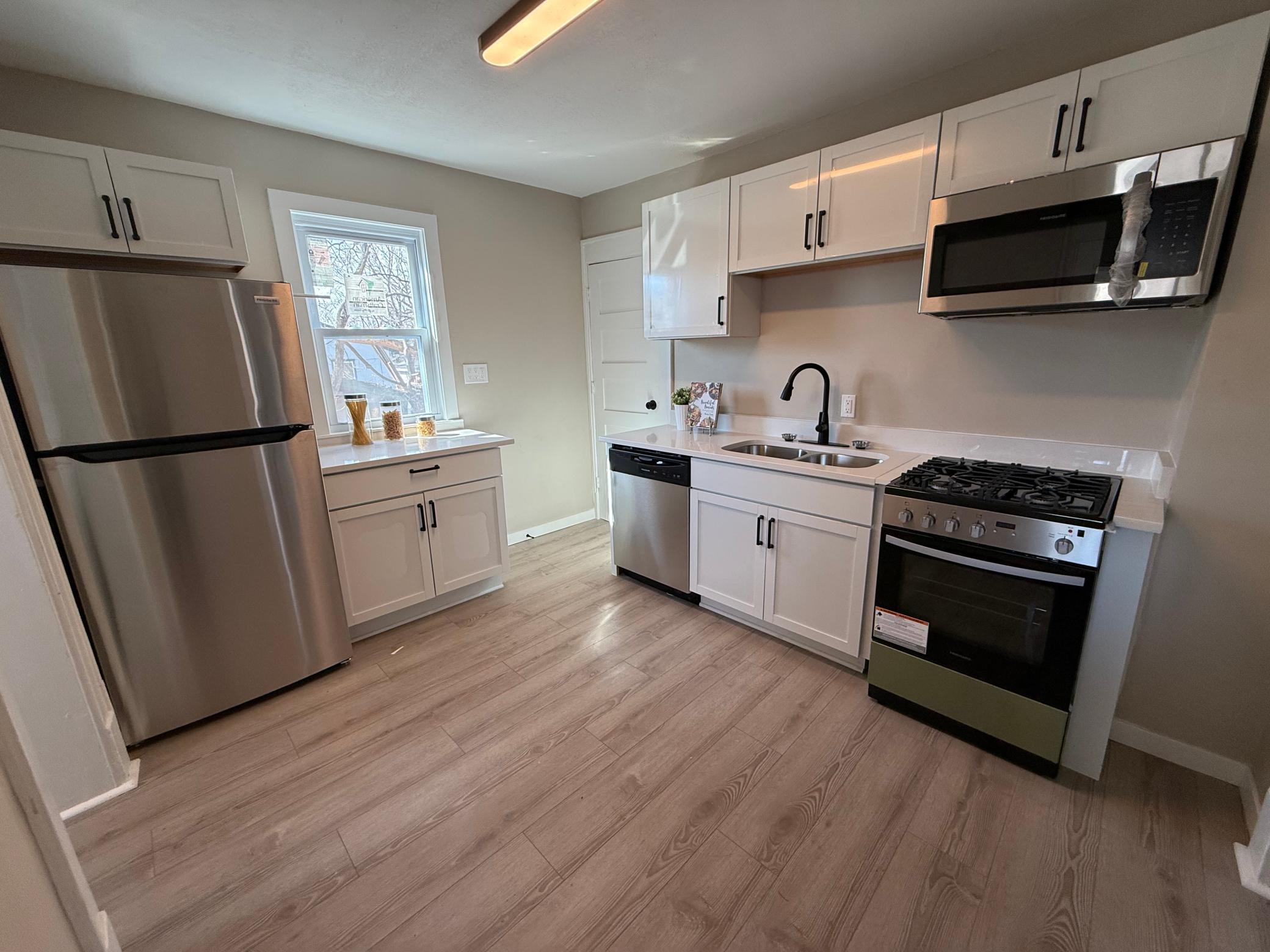 1603 Hudson Road Property Photo 7