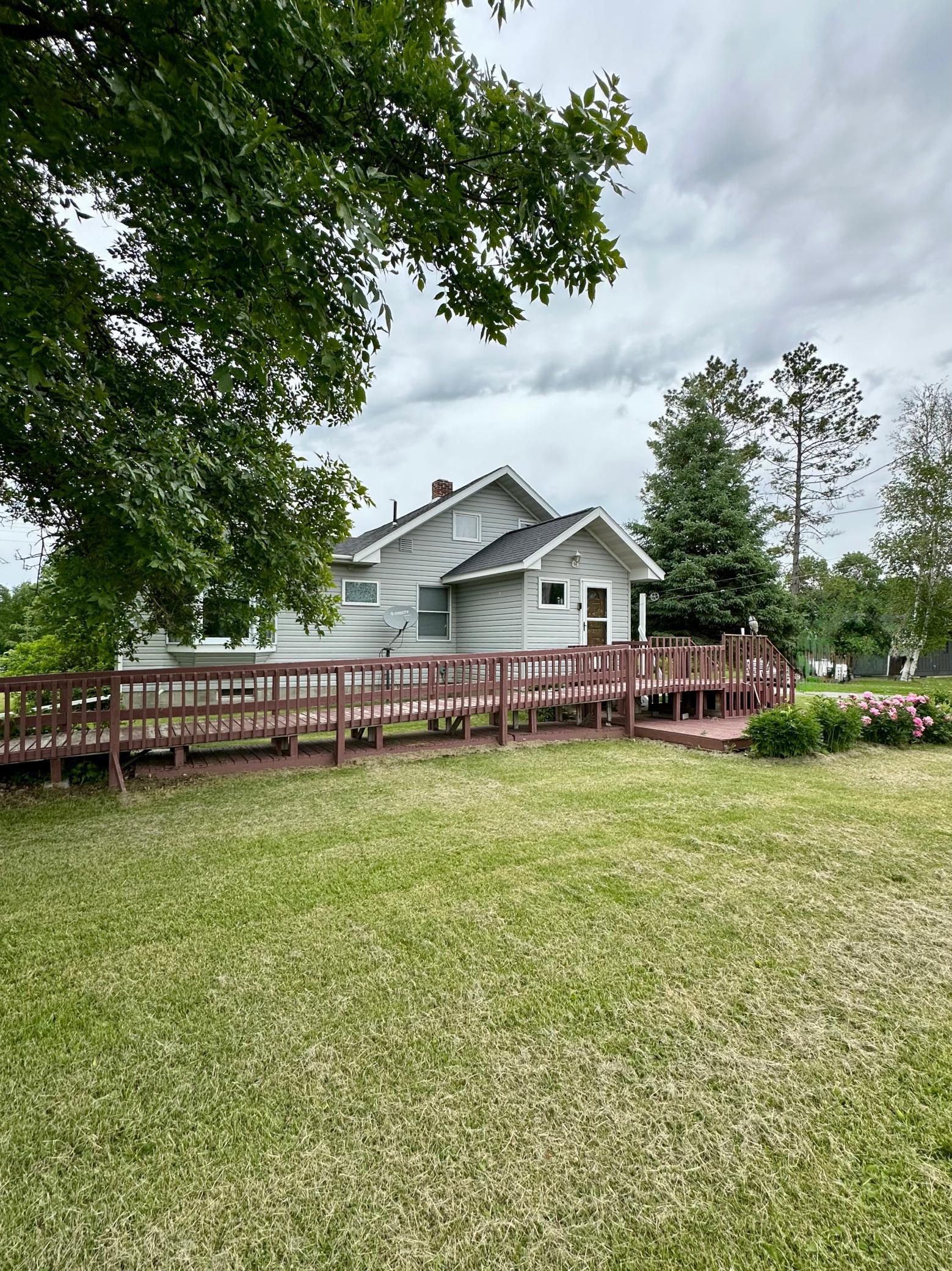 7664 Highway 11 Property Photo 5