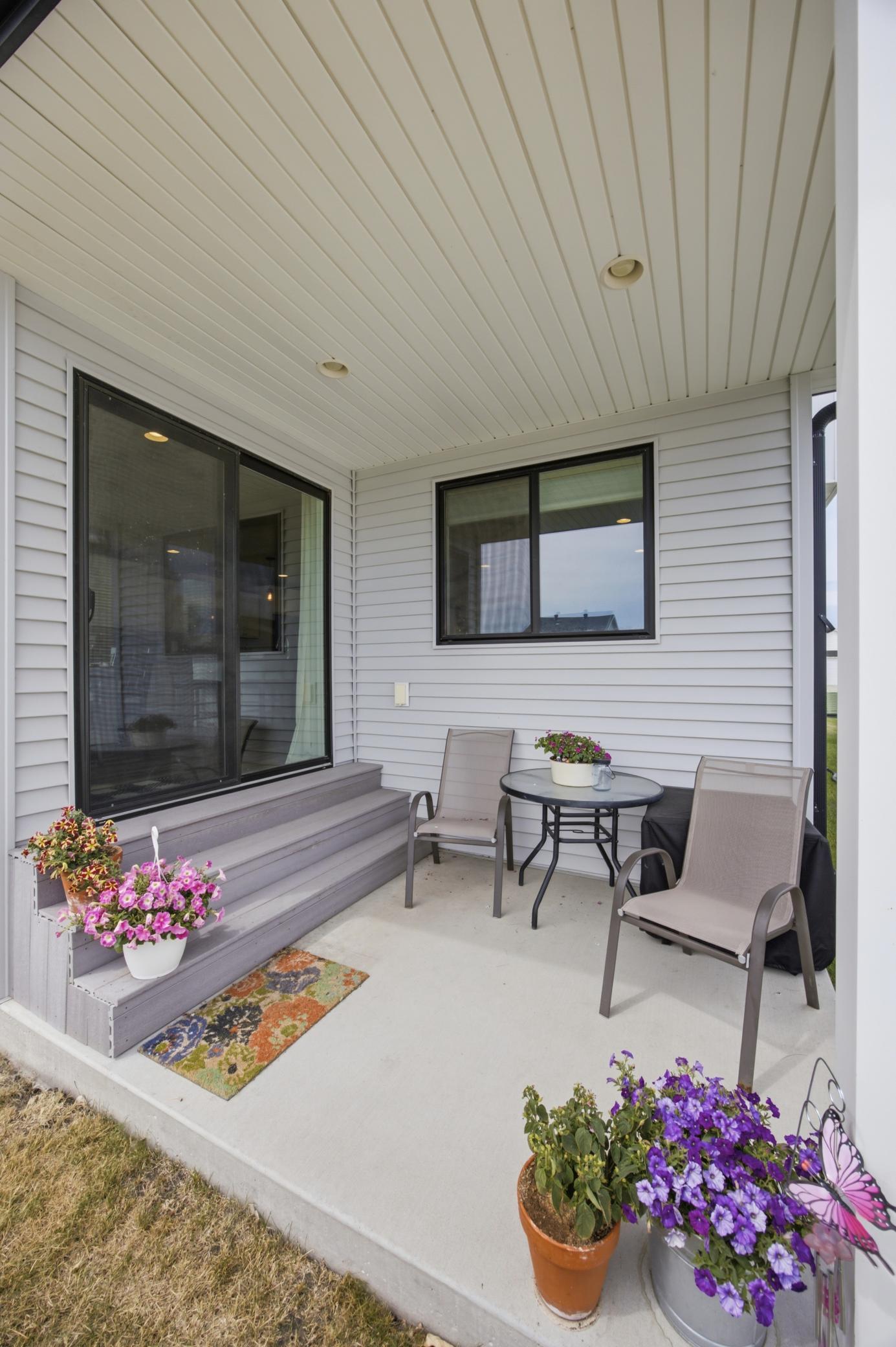 504 6th Street E Property Photo 43