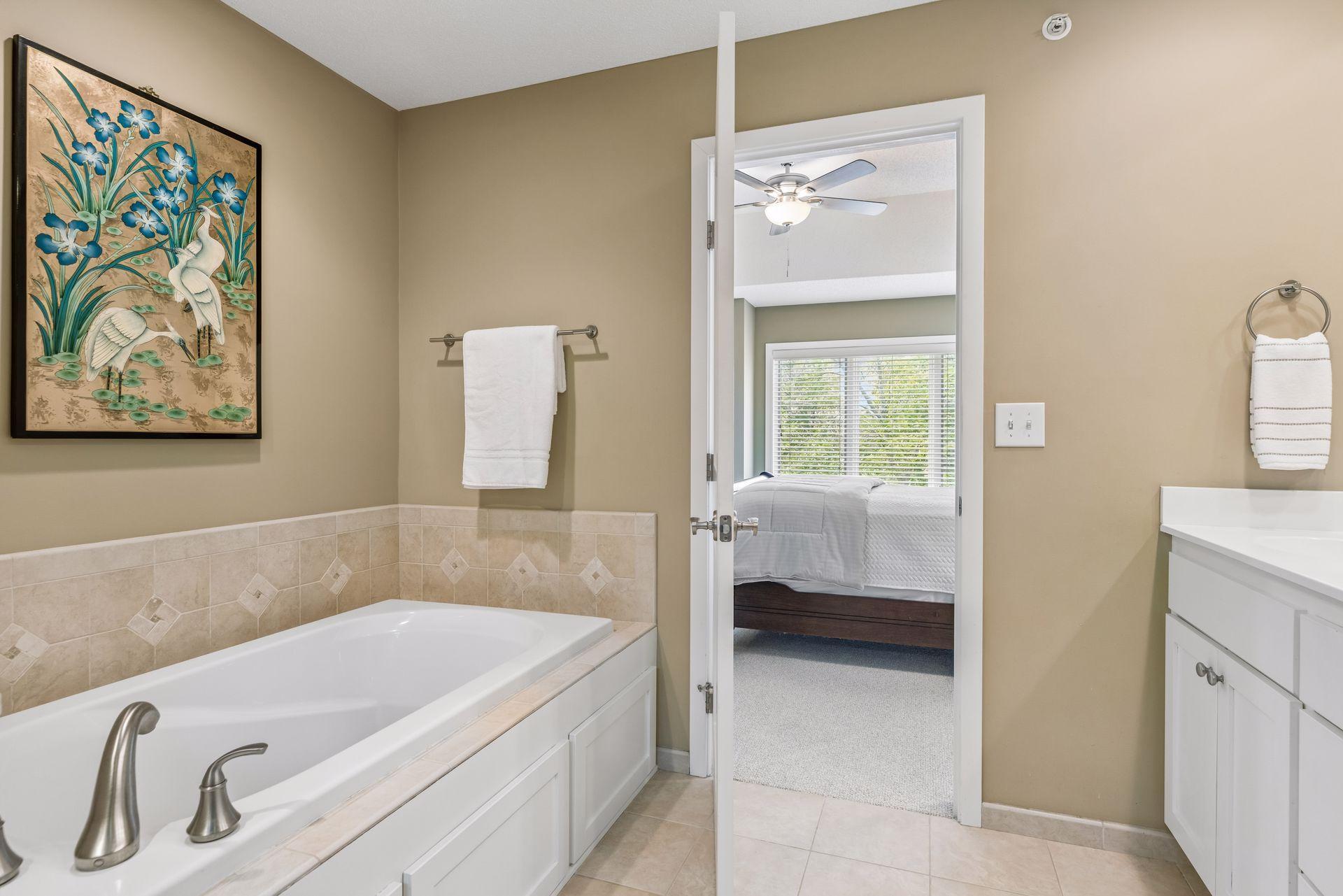 519 Willoughby Way W Property Photo 27