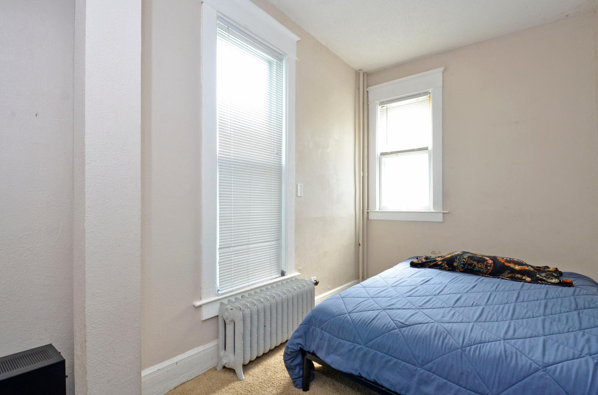 690 Conway Street Property Photo 6
