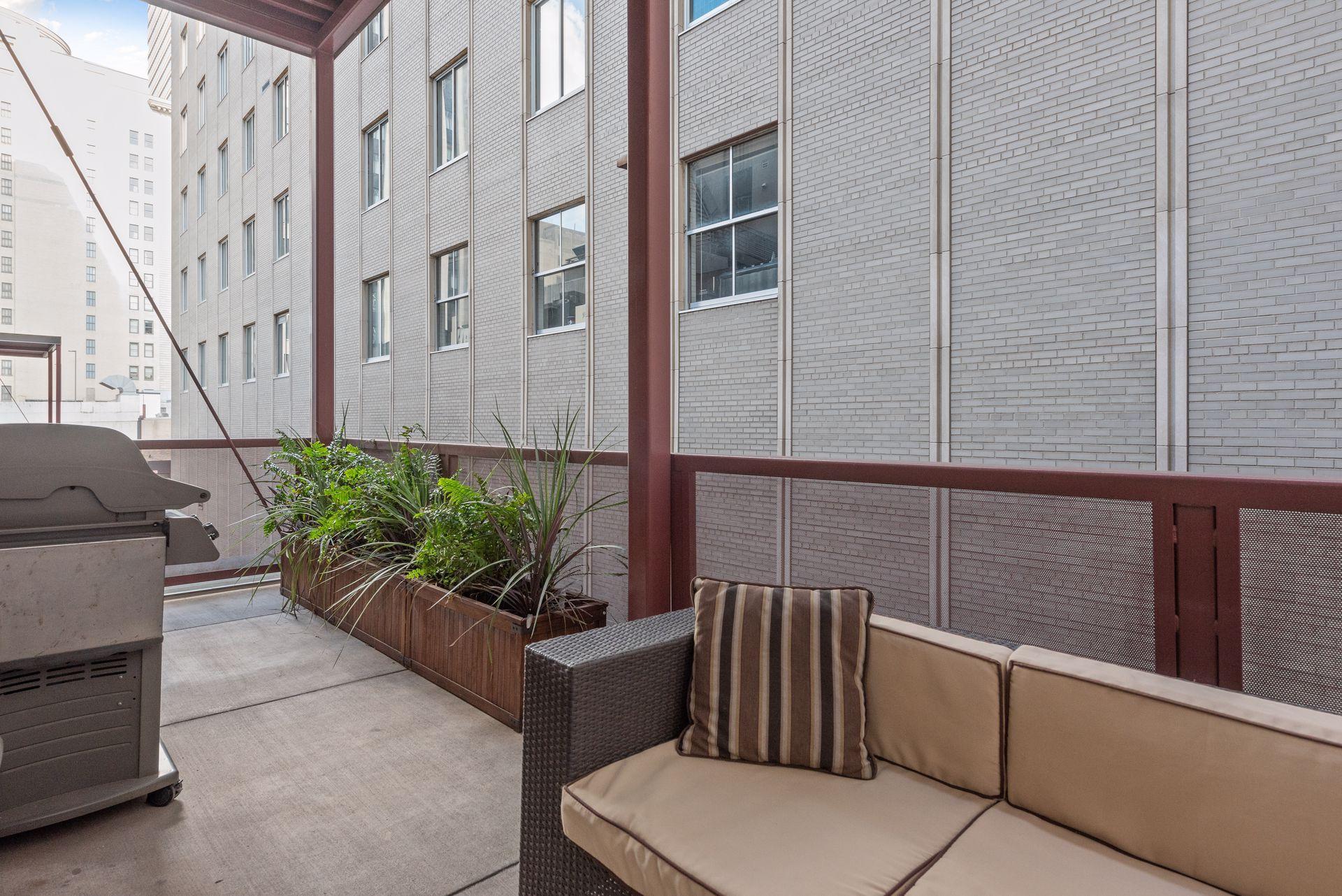 601 Marquette Avenue 604 Property Photo 15