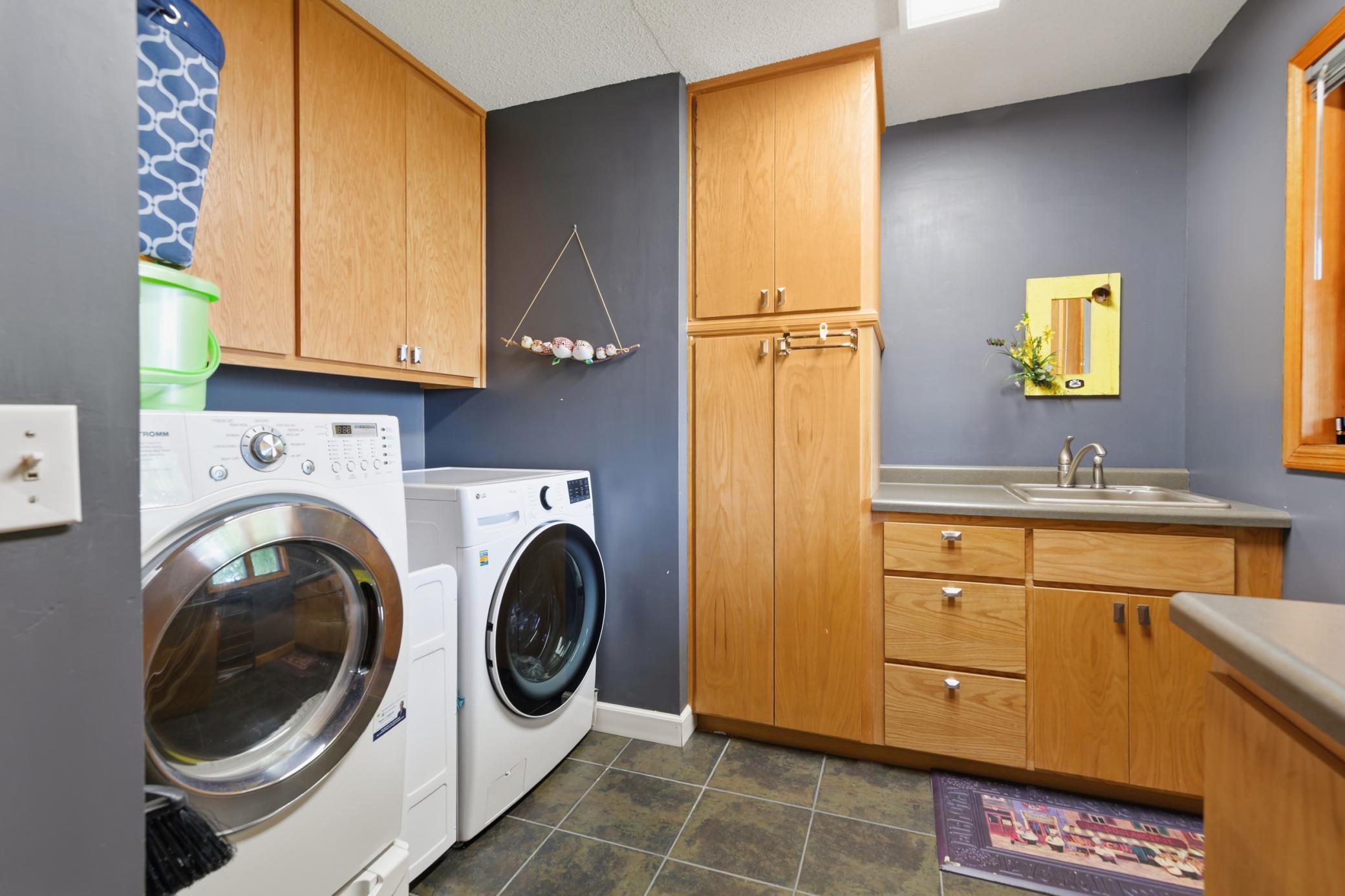 6 Greenhaven Bay Property Photo 20
