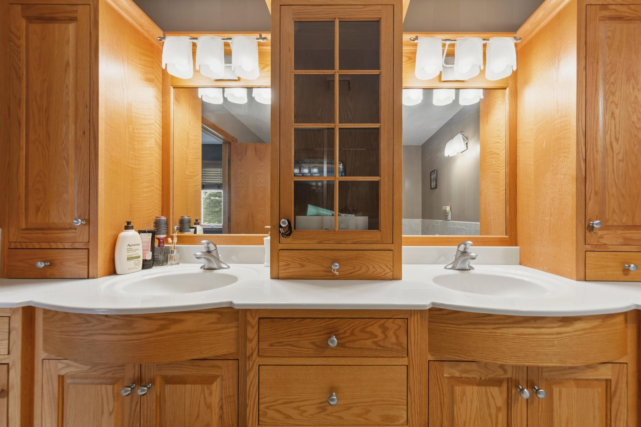 6 Greenhaven Bay Property Photo 24