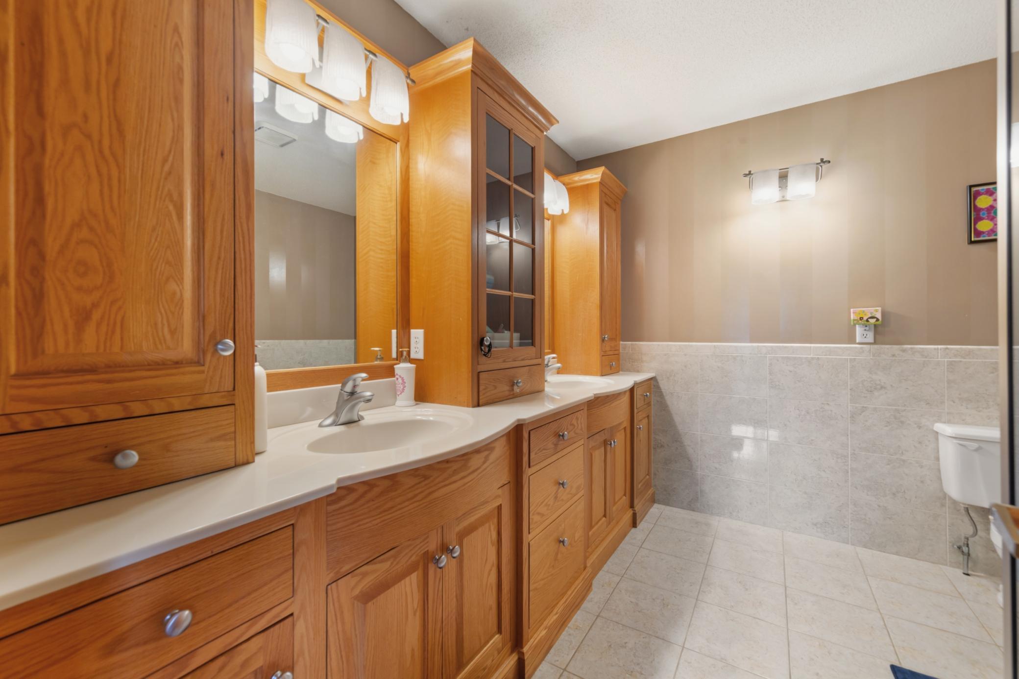 6 Greenhaven Bay Property Photo 25
