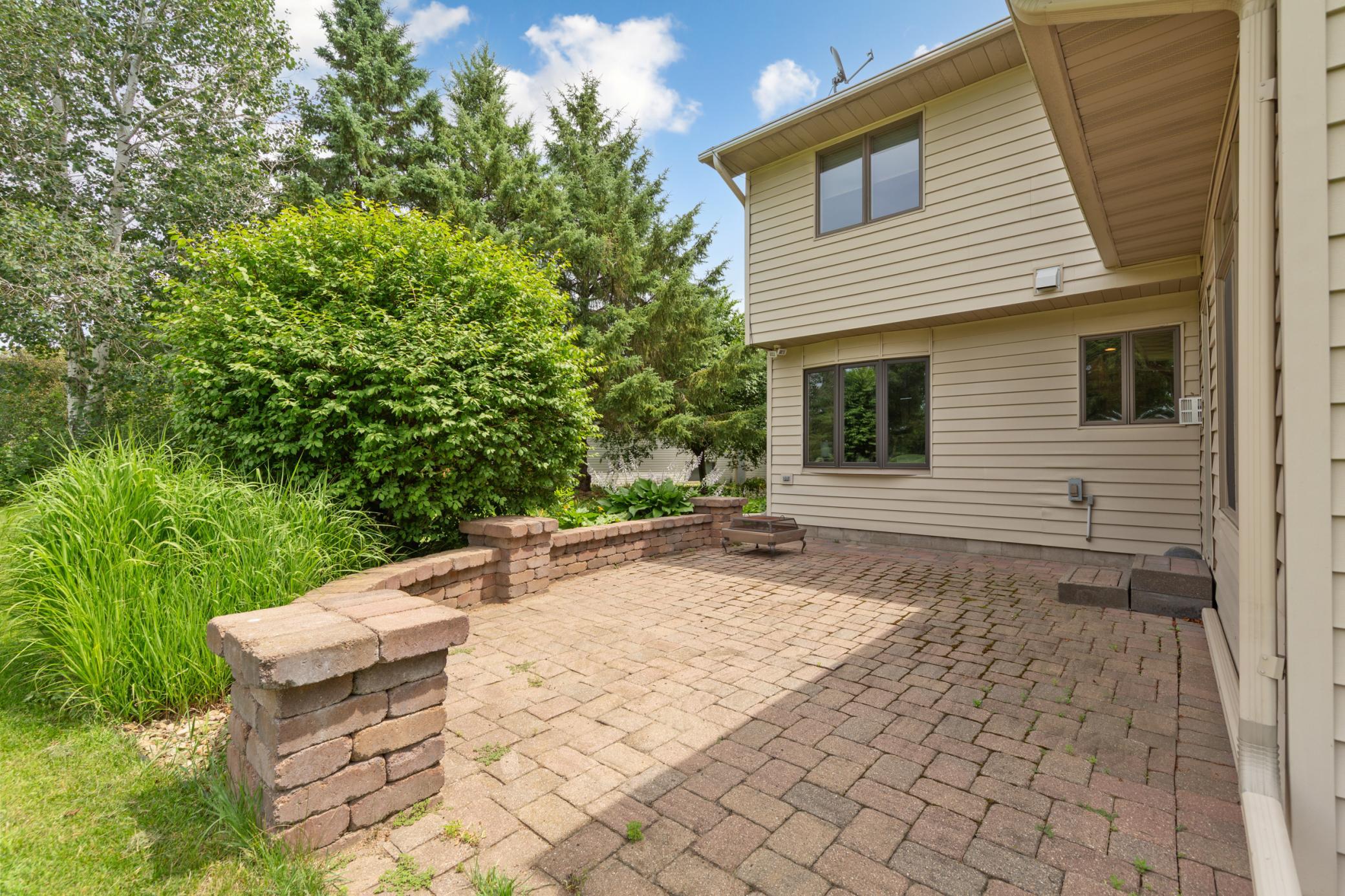 6 Greenhaven Bay Property Photo 38