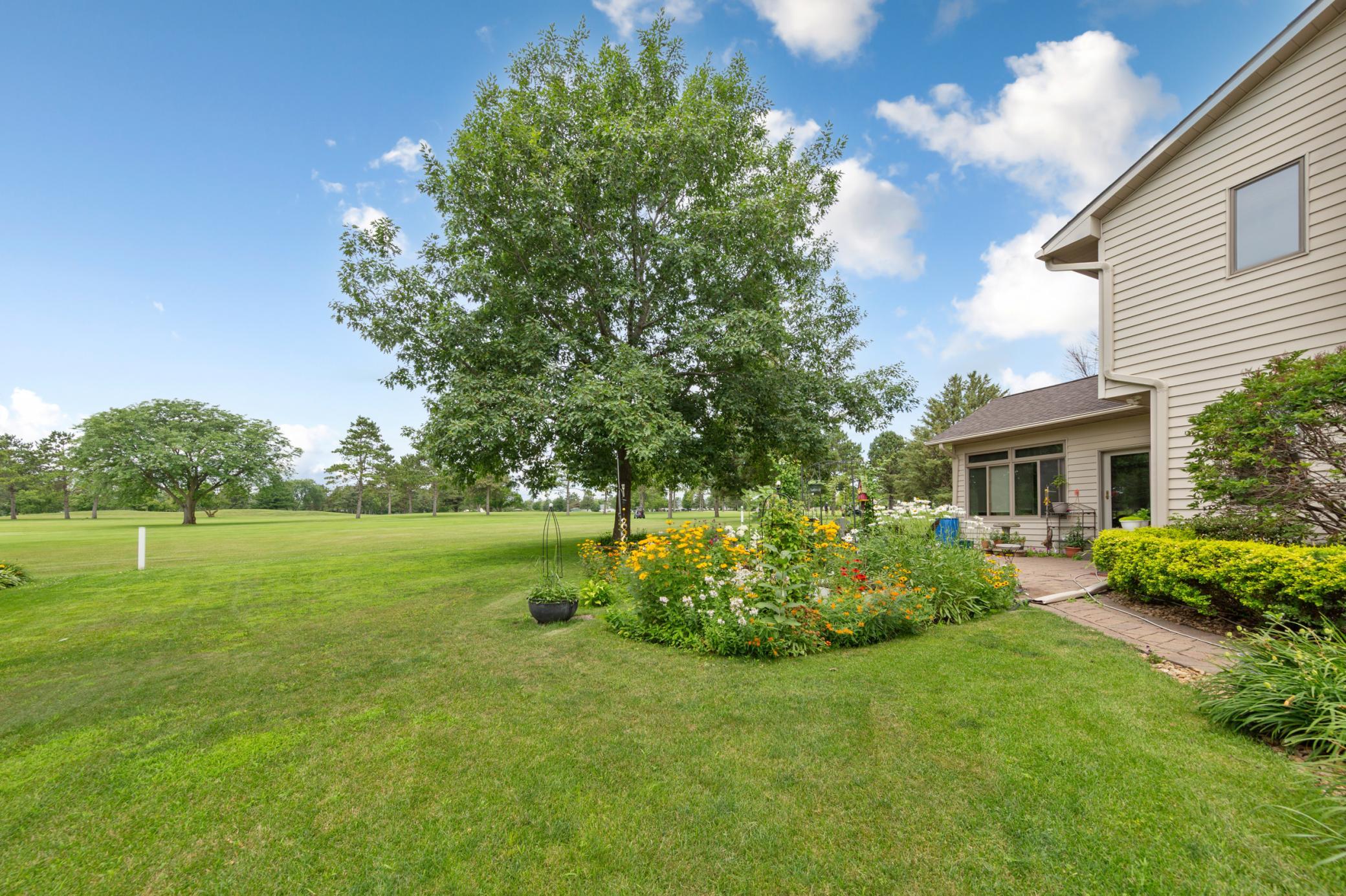 6 Greenhaven Bay Property Photo 43