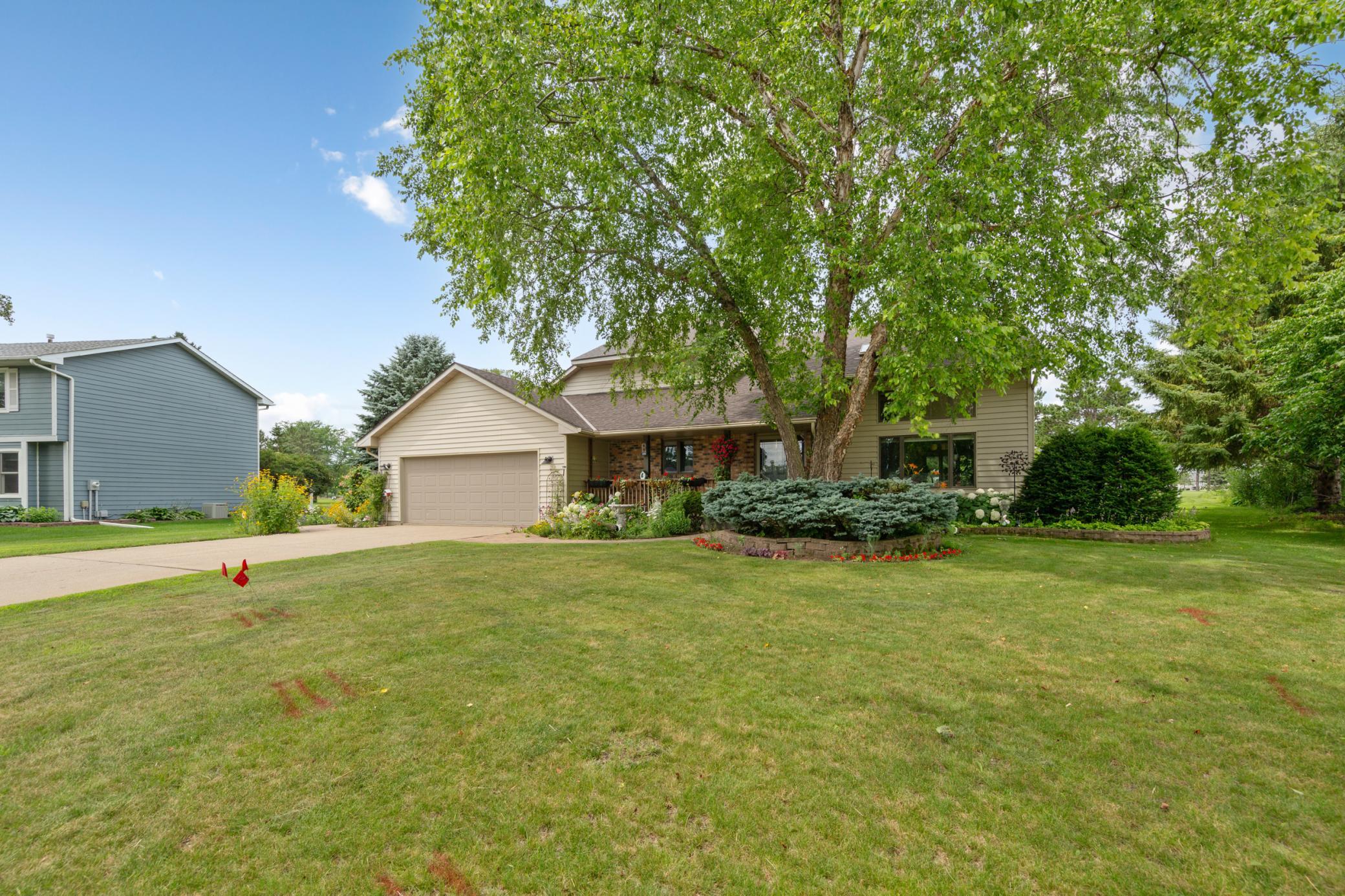 6 Greenhaven Bay Property Photo 44