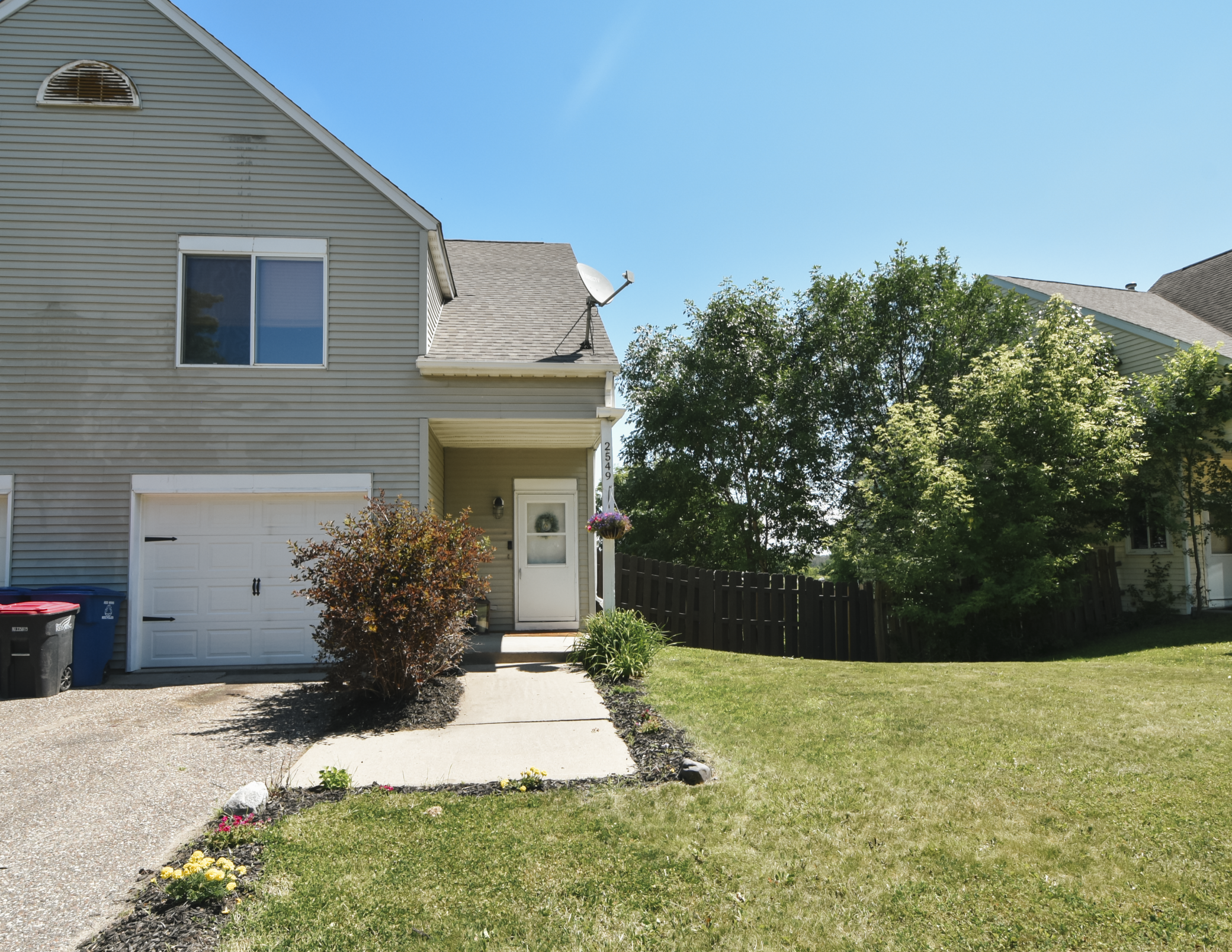 2549 Malmquist Avenue Property Photo 8
