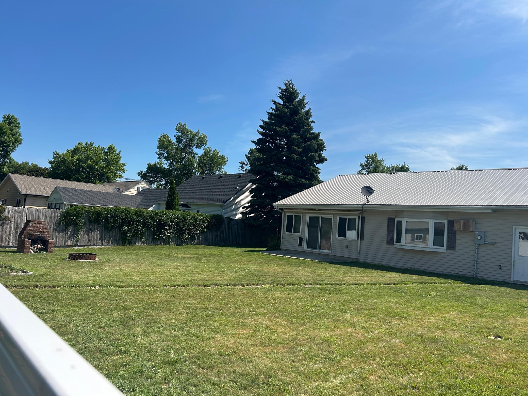 137 Maple Street Property Photo 5