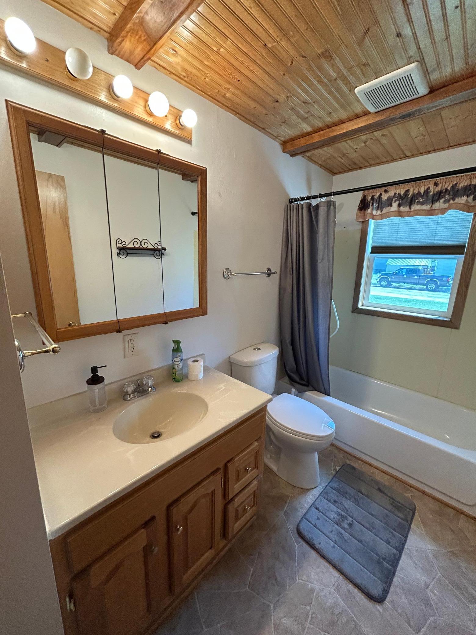 137 Maple Street Property Photo 14