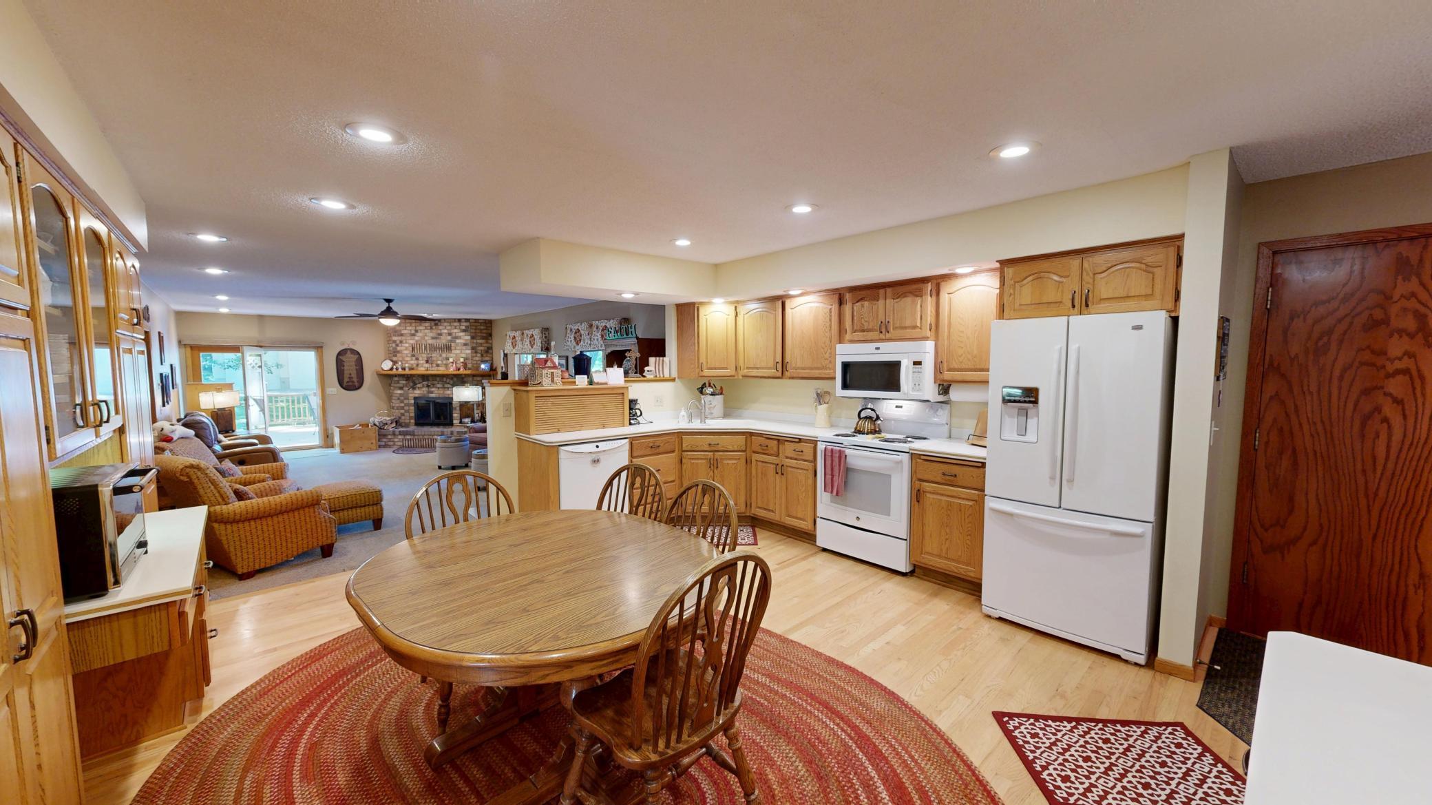 1601 Ella Avenue Nw Property Photo 4