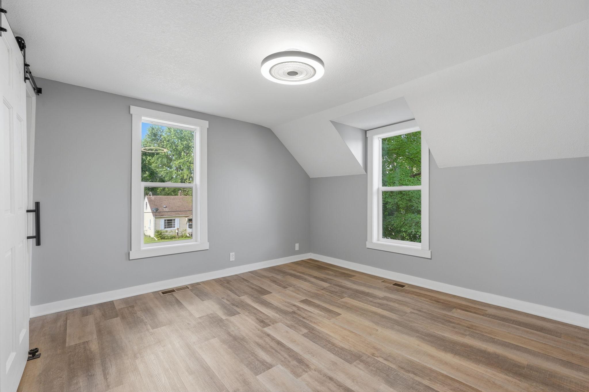 211 Central Property Photo 16