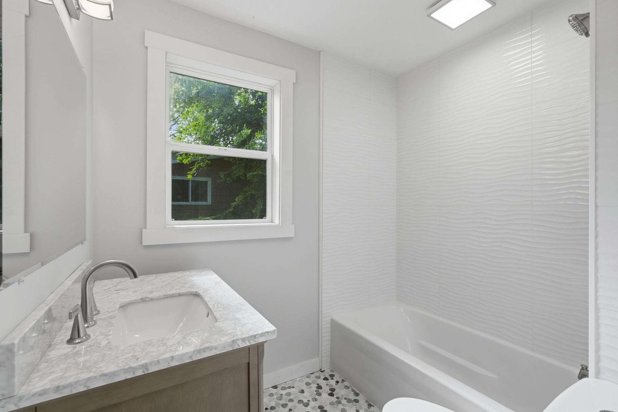 211 Central Property Photo 19