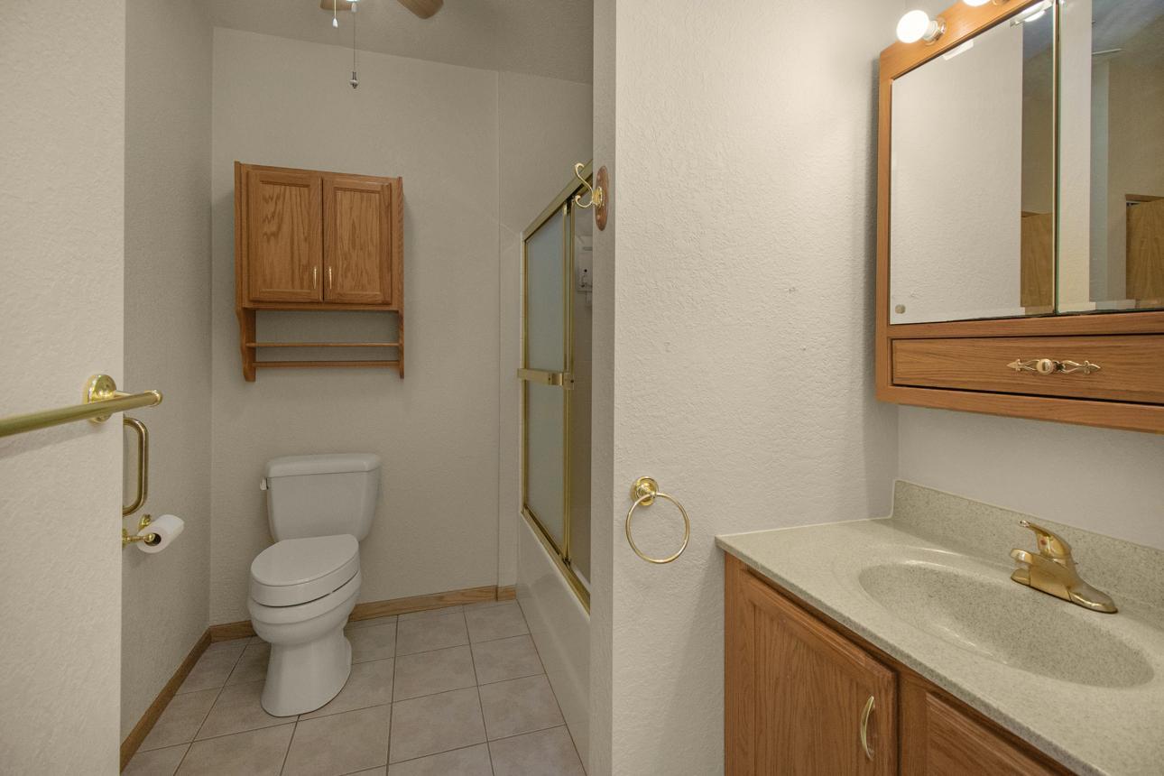 1341 Lake Drive W B113 Property Photo 15
