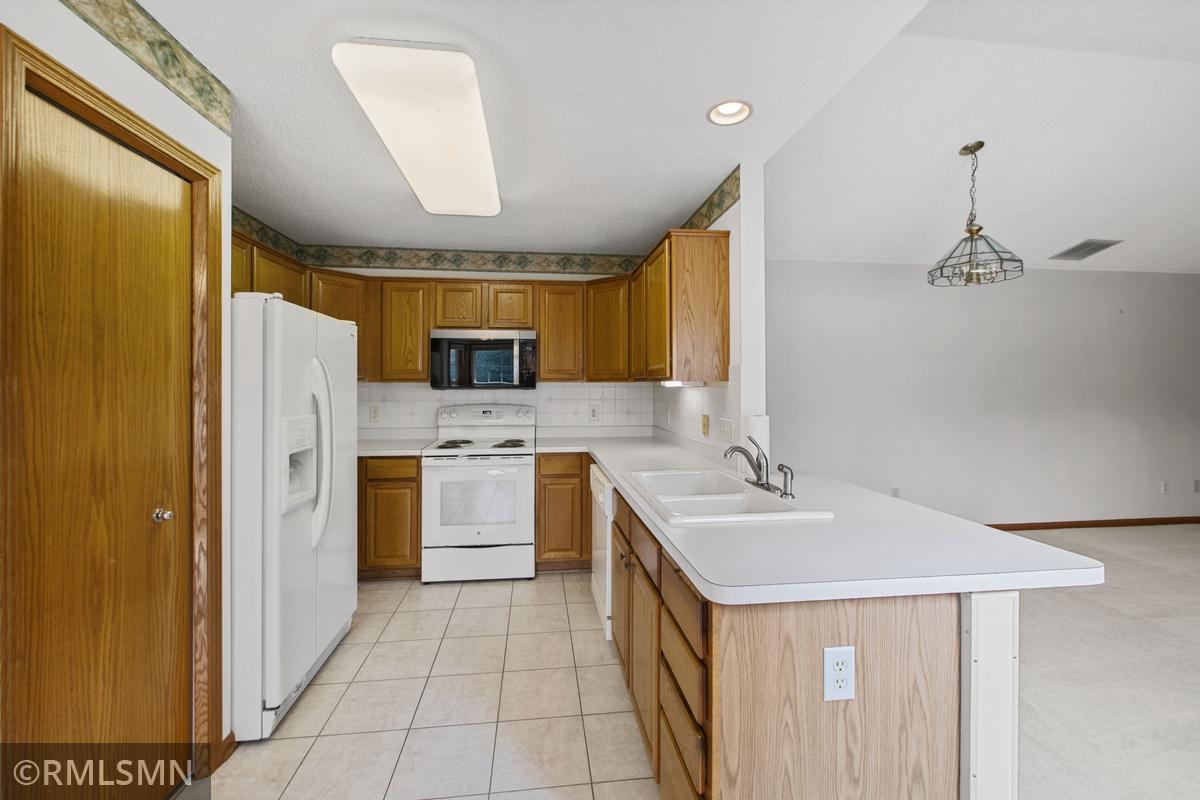 1522 4th Avenue E Property Photo 4