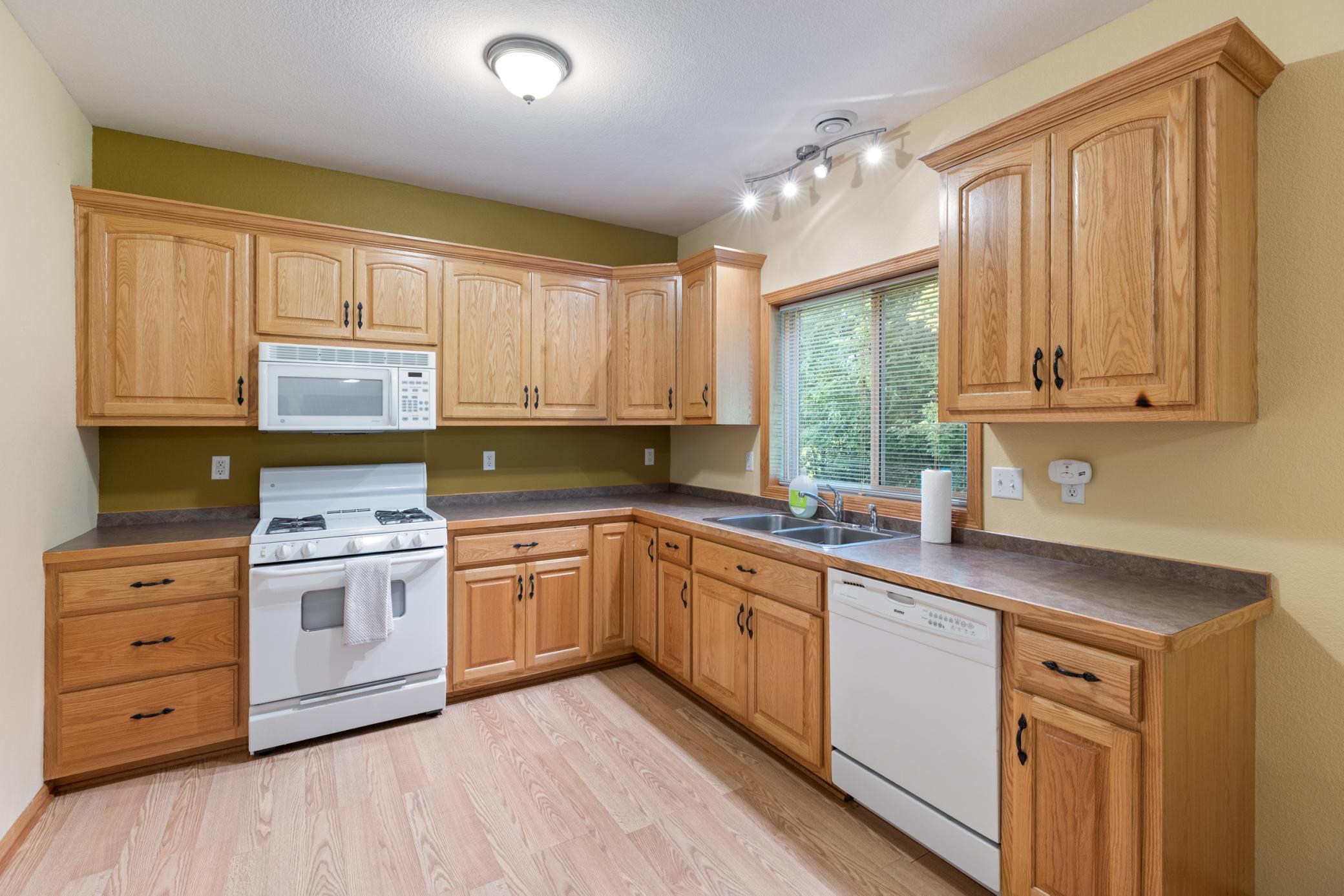 16096 Harmony Path Property Photo 24