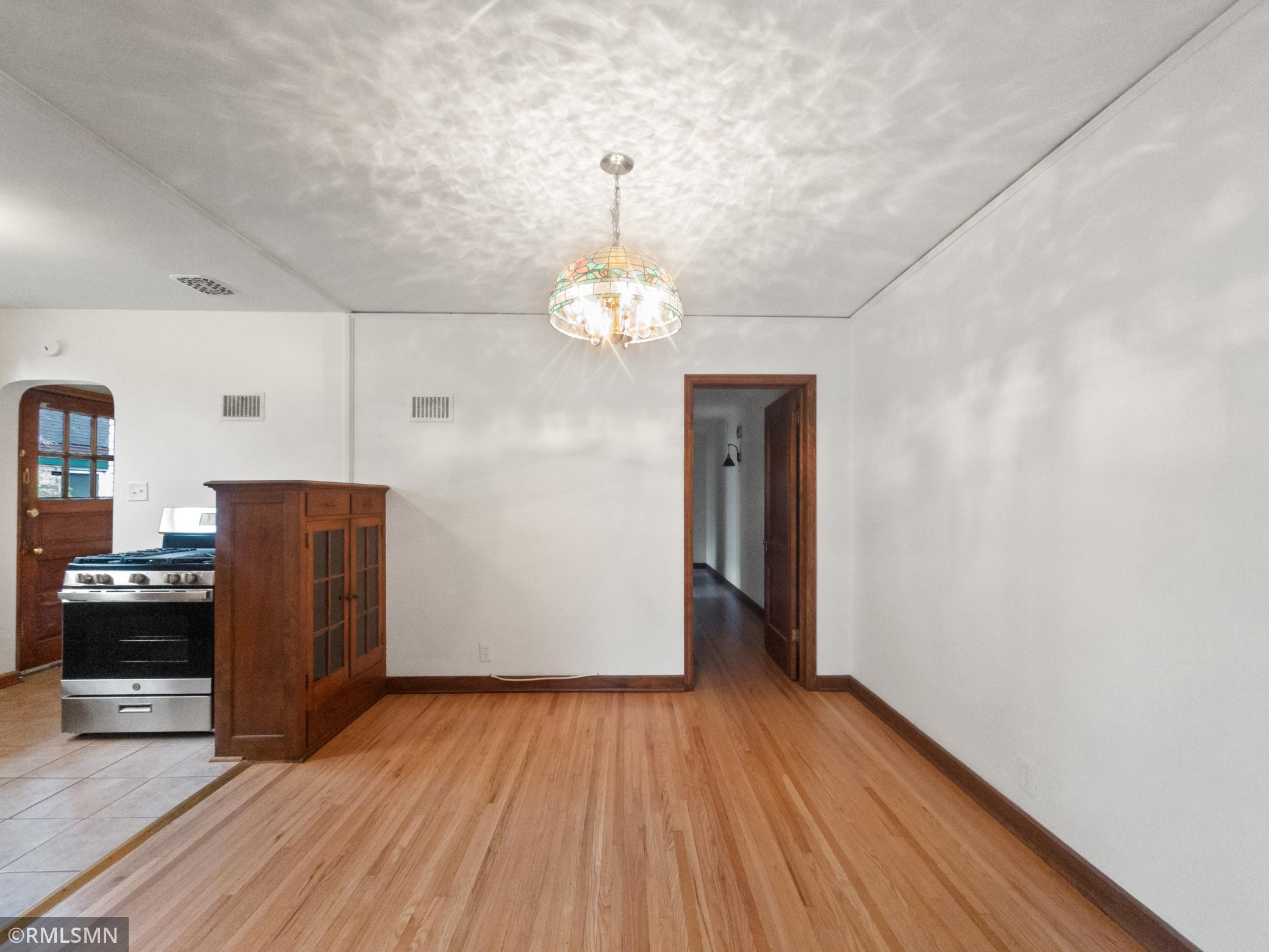 5038 Nicollet Avenue Property Photo 10
