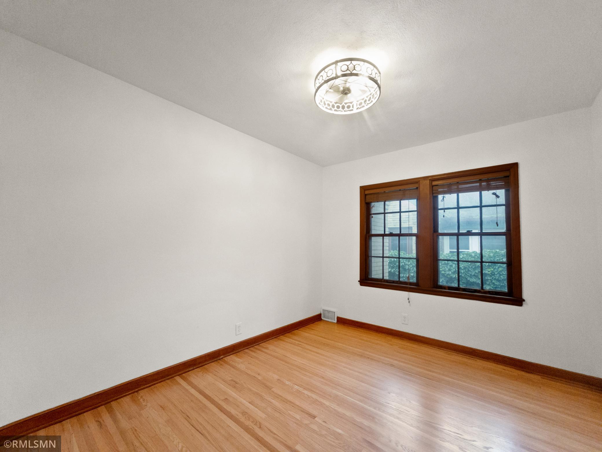 5038 Nicollet Avenue Property Photo 19